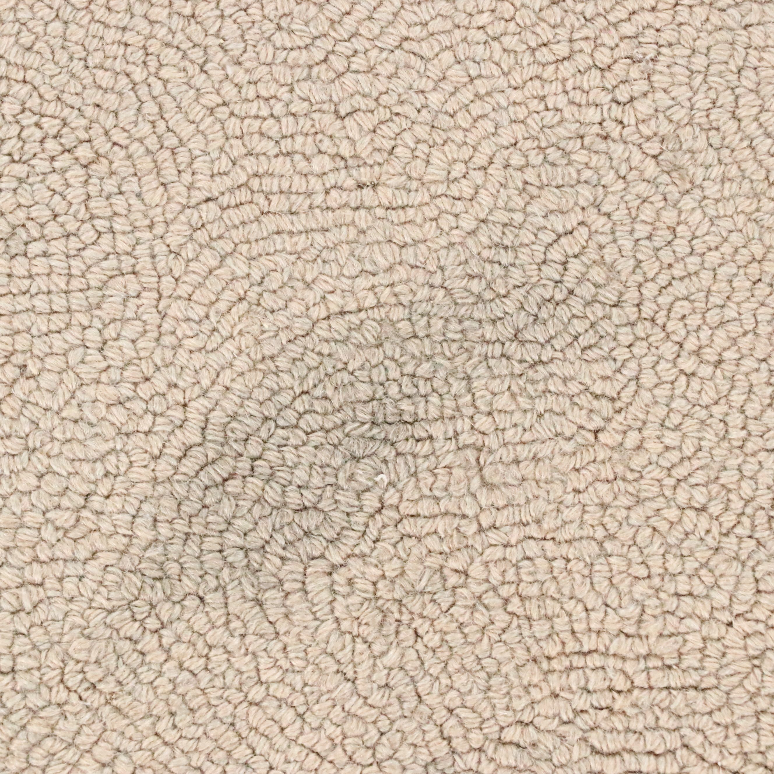 4' x 6' Hand-Tufted Rose and Thorns Area Rug