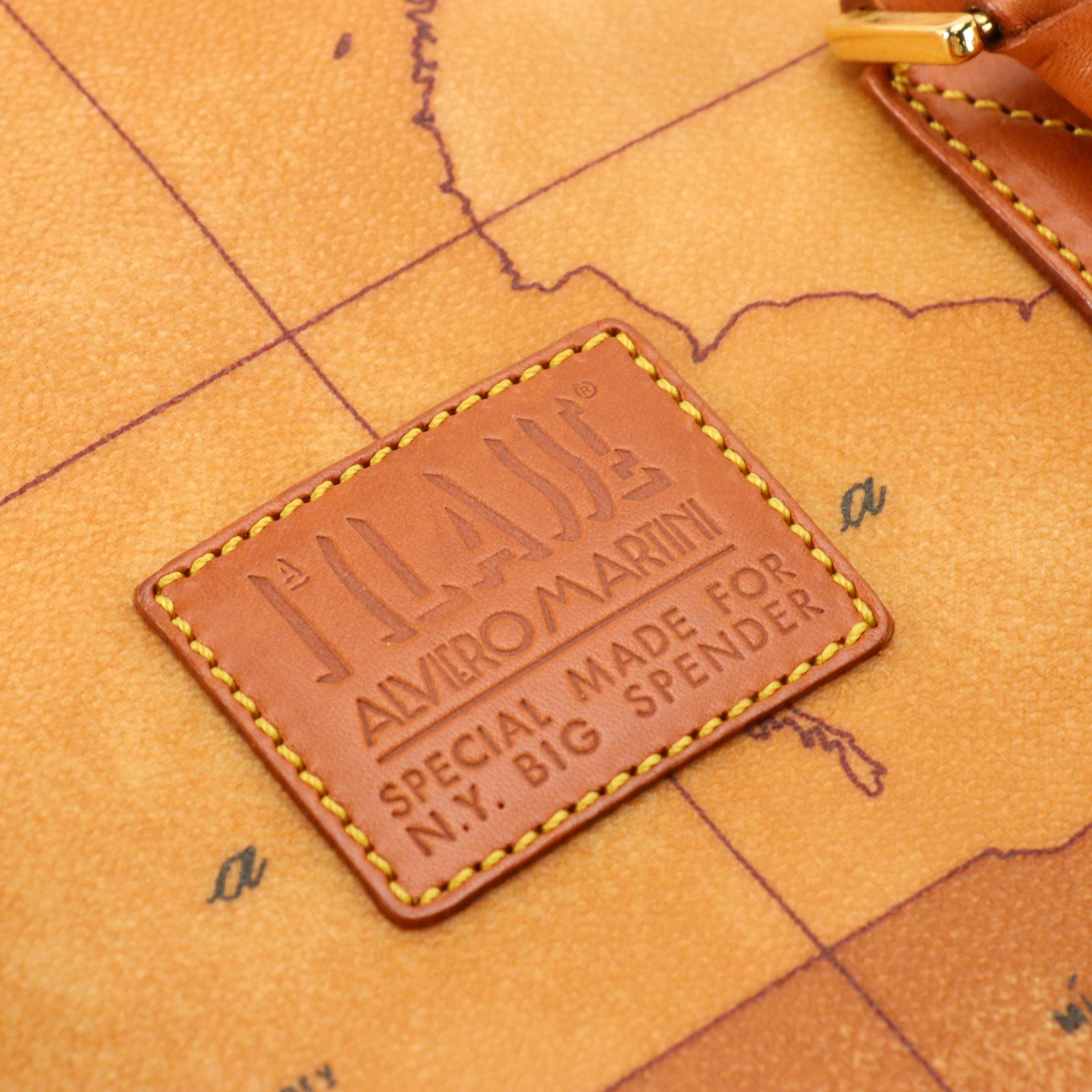 Alviero Martini 1A Two-Way Shoulder Bag and Compact Wallet in Geo Print Canvas