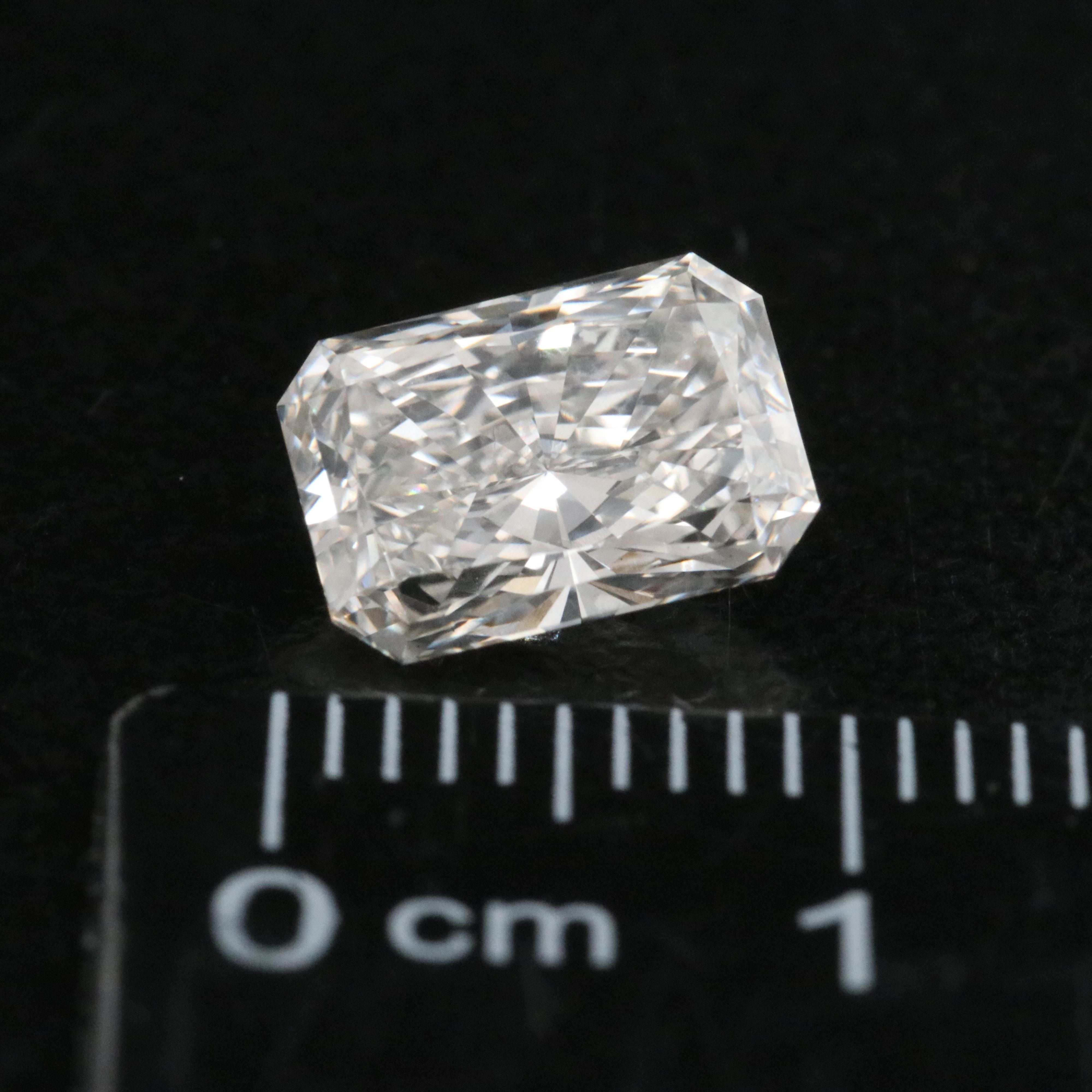 Loose 1.91 CT Lab Grown Diamond with IGI Report