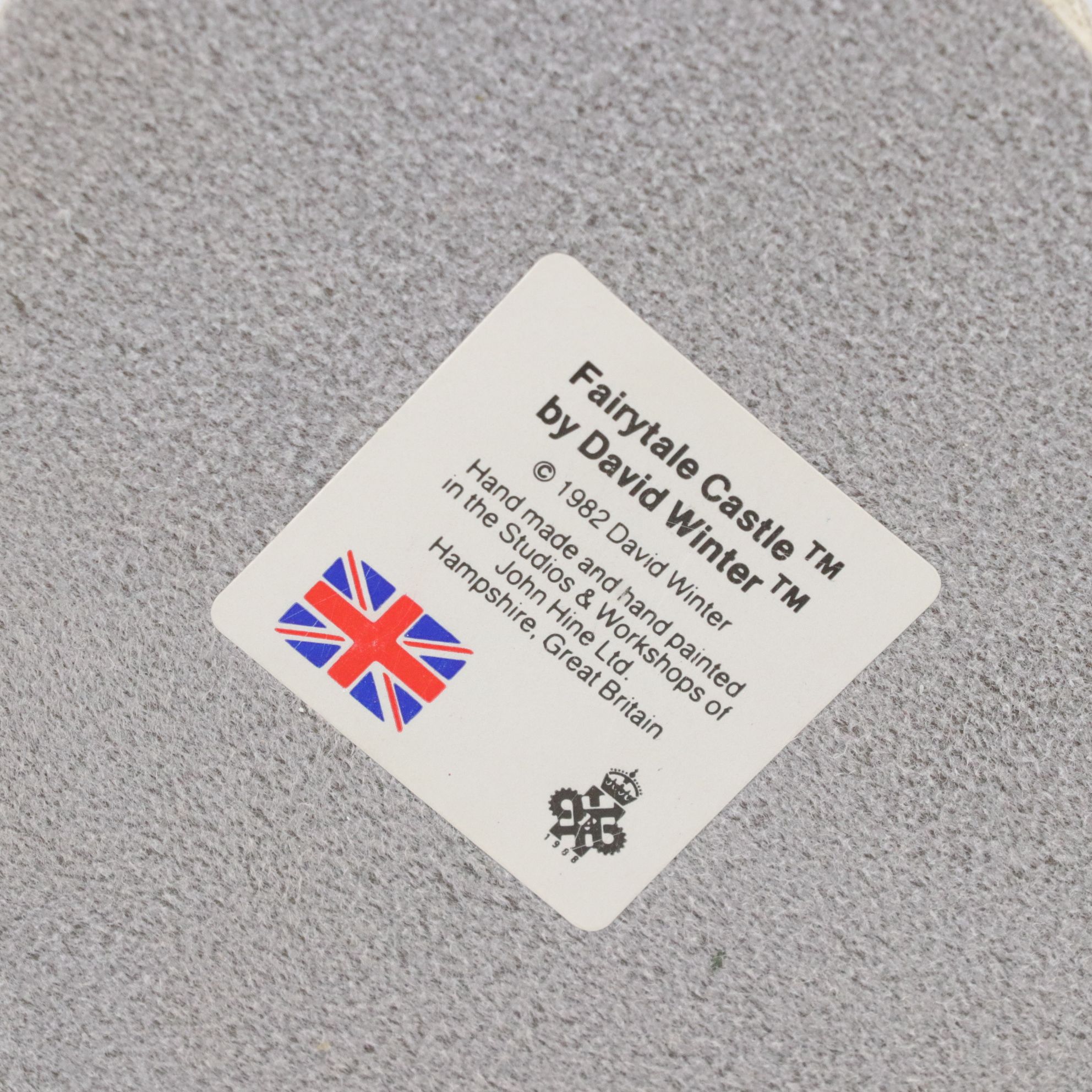 Five David Winter Cottages with "Fairytale Castle", Late 20th Century