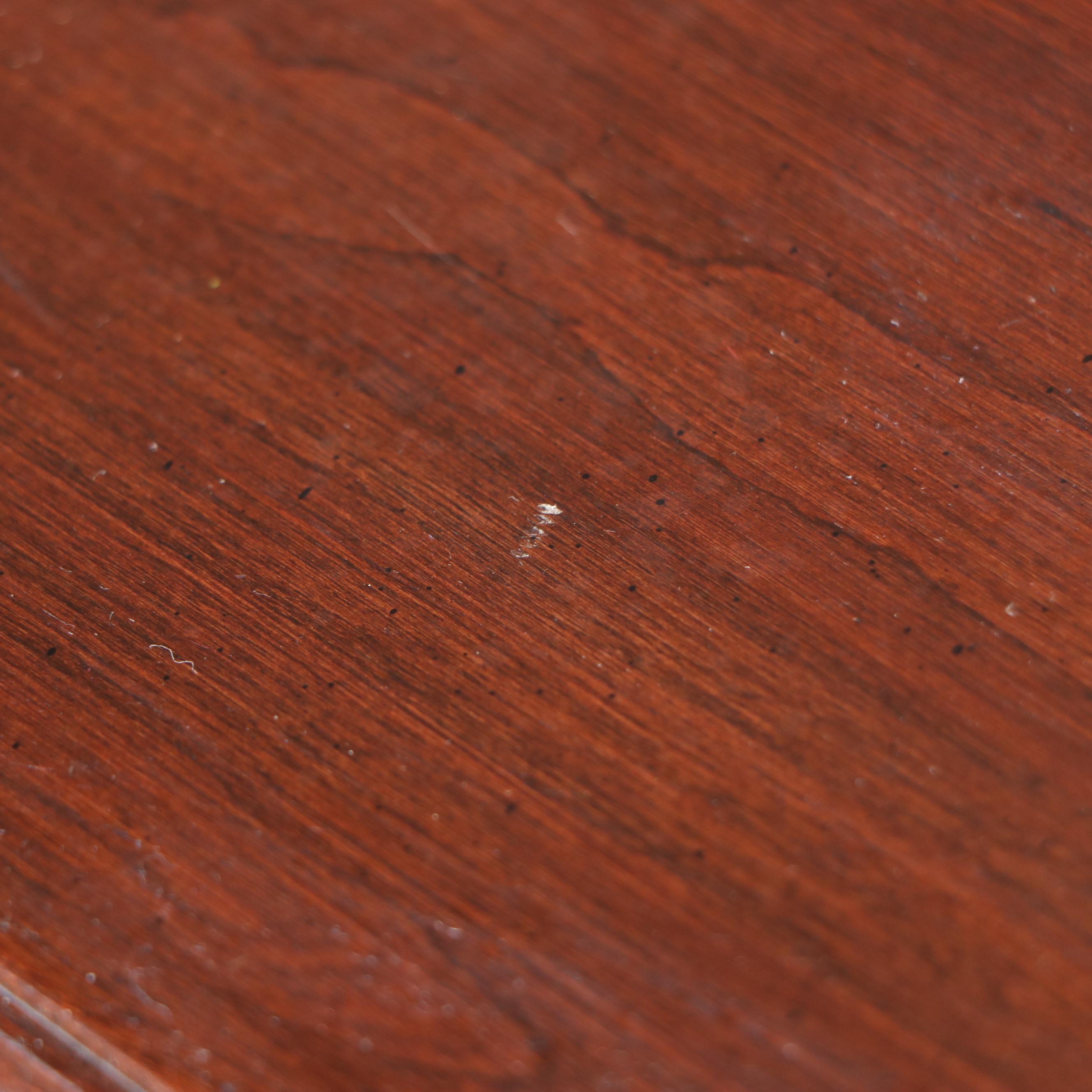 Ethan Allen Queen Anne Style Mahogany Lowboy, Late 20th Century