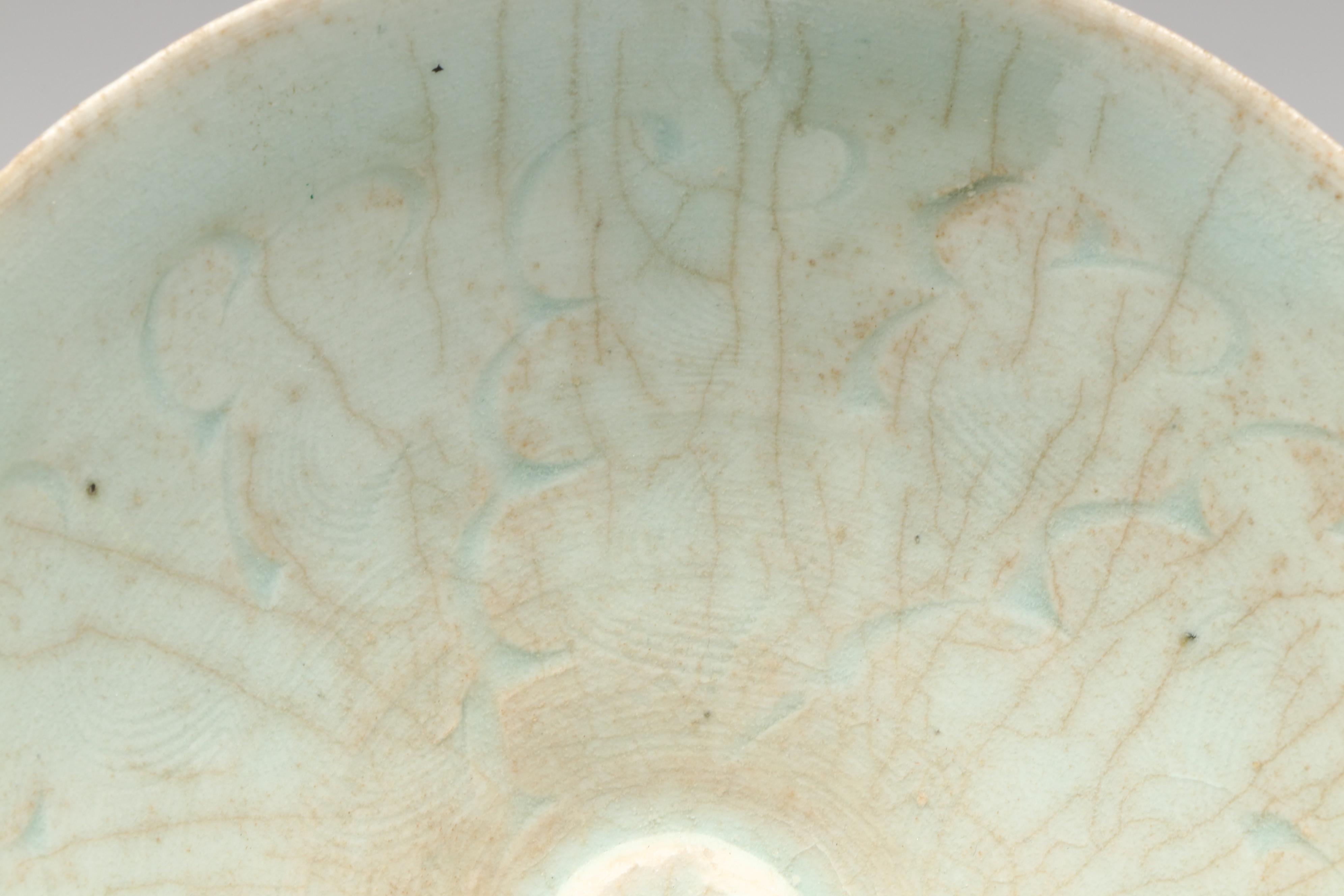 Antique Song Dynasty Celadon Glazed Bowl