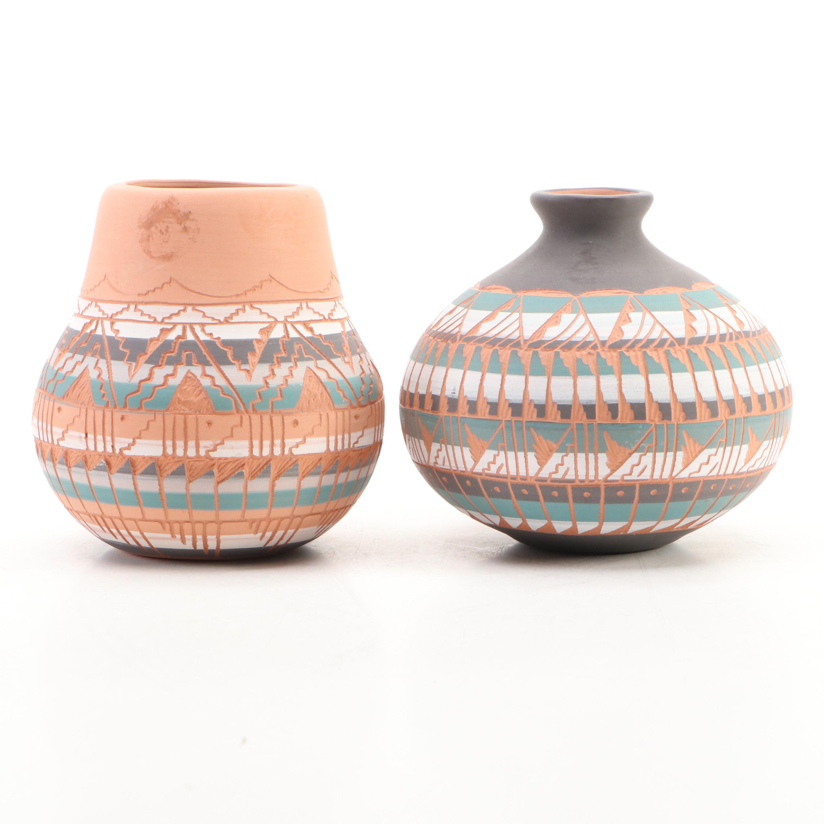 Jemez Pueblo Storyteller Figure & Navajo Diné Sgraffito Pottery Vessels, 20th C