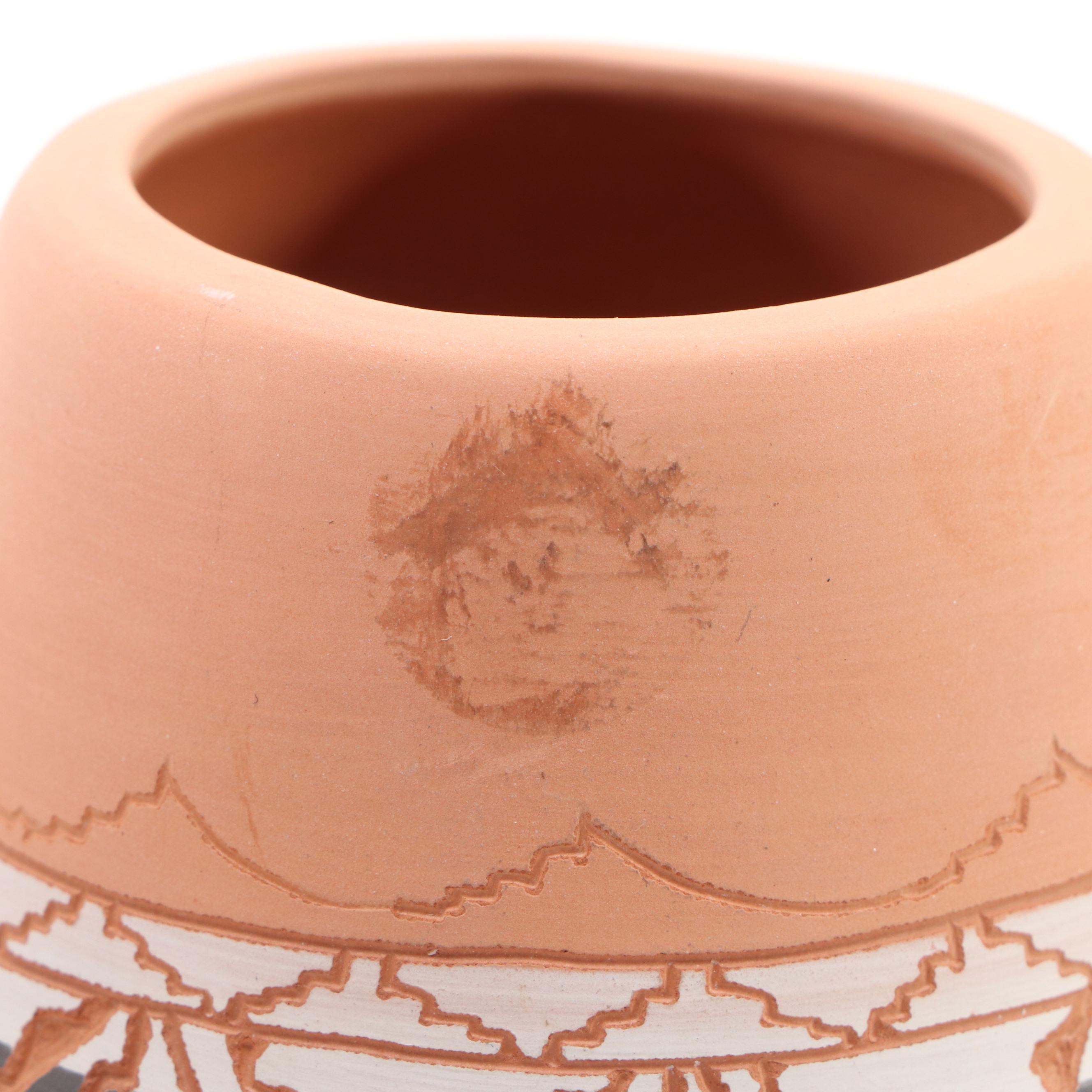 Jemez Pueblo Storyteller Figure & Navajo Diné Sgraffito Pottery Vessels, 20th C