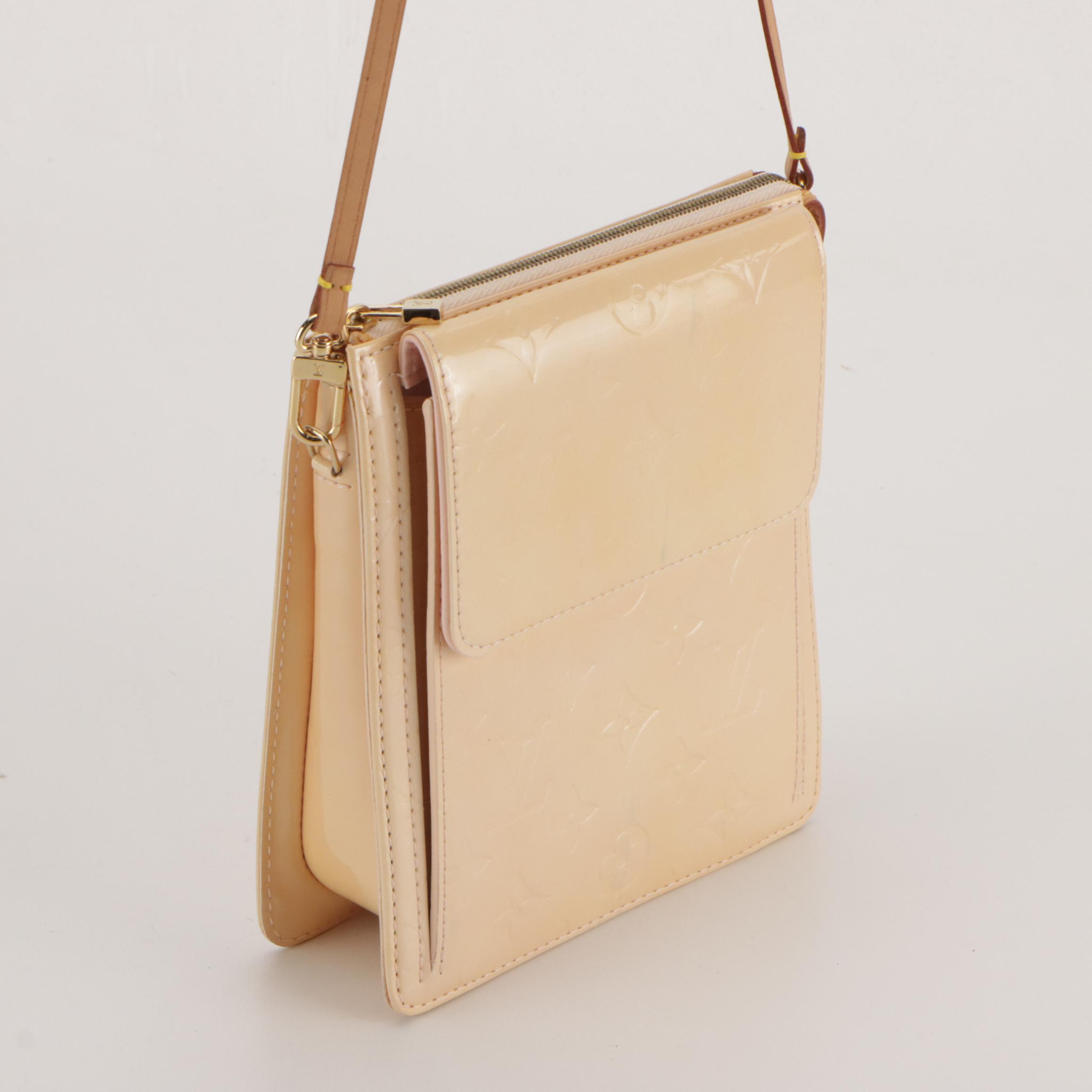 Louis Vuitton Mott Shoulder Bag in Monogram Vernis Leather