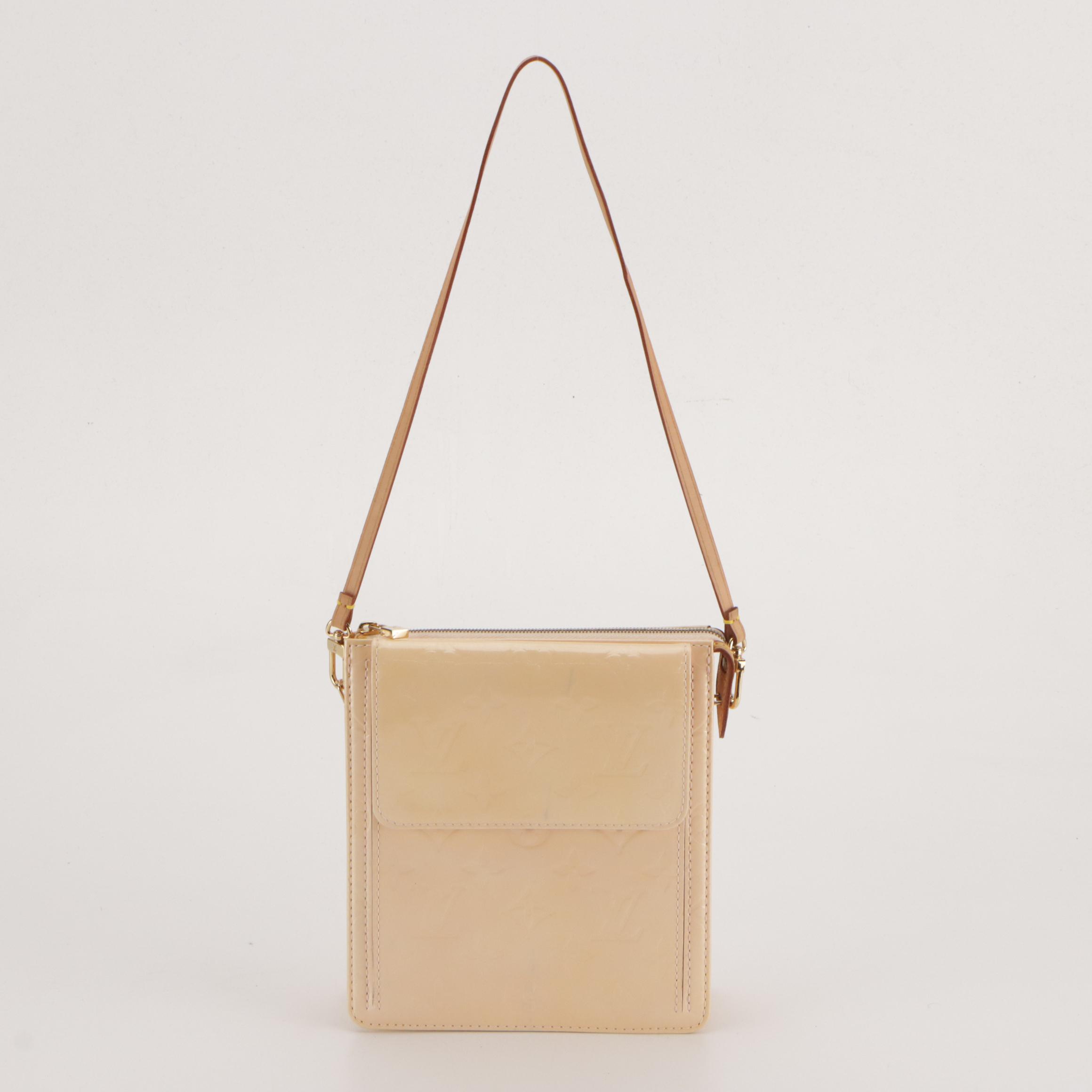 Louis Vuitton Mott Shoulder Bag in Monogram Vernis Leather