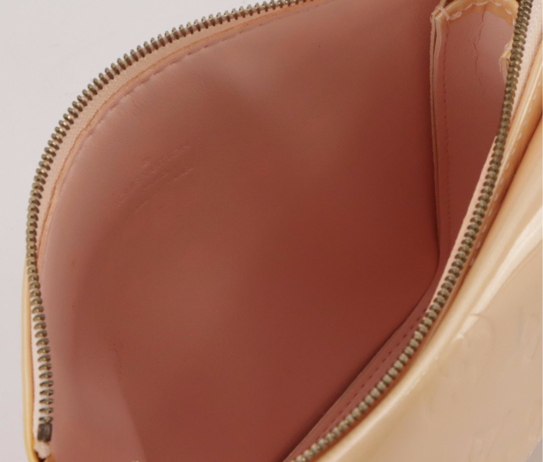 Louis Vuitton Mott Shoulder Bag in Monogram Vernis Leather