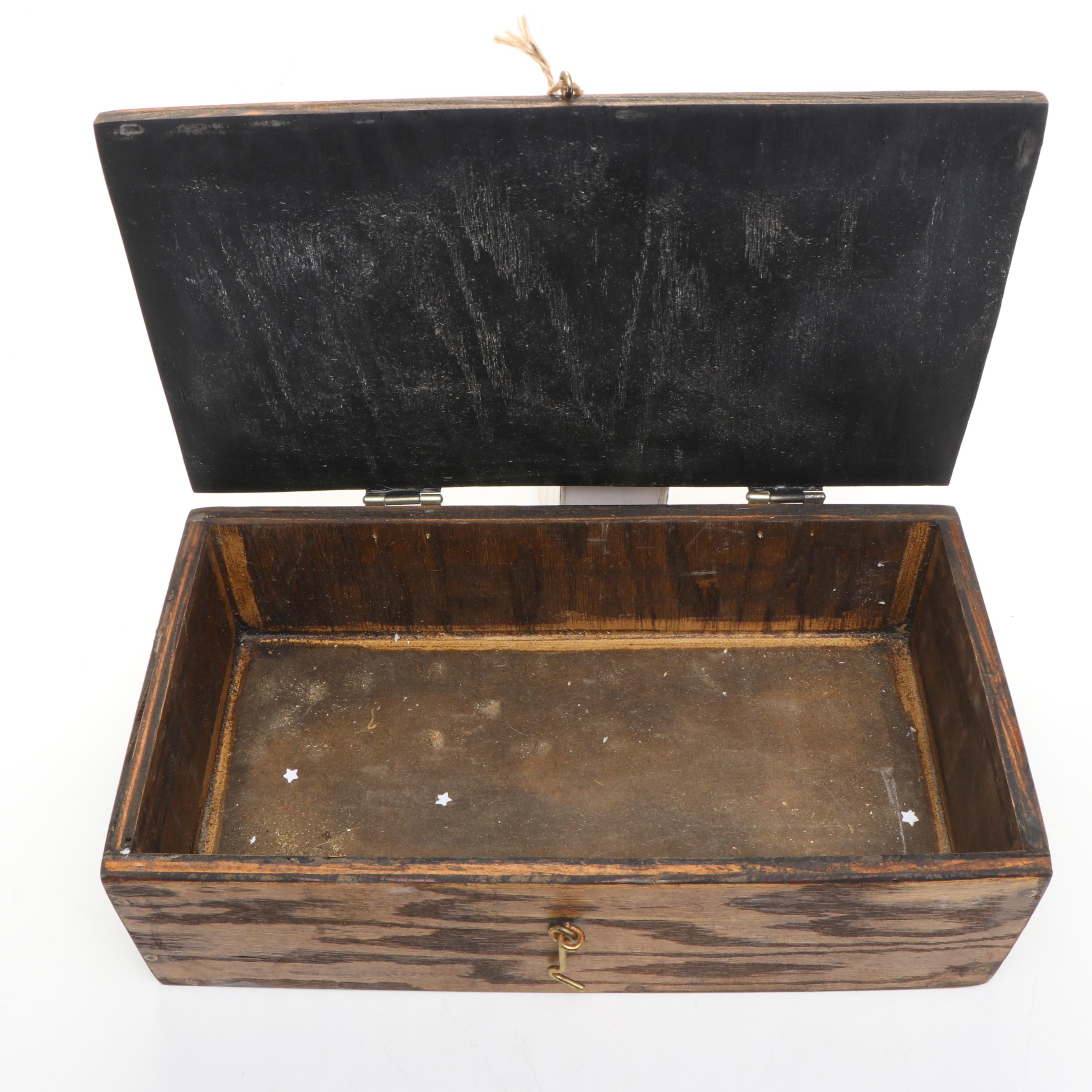 Wooden Oversize Dice and Chest