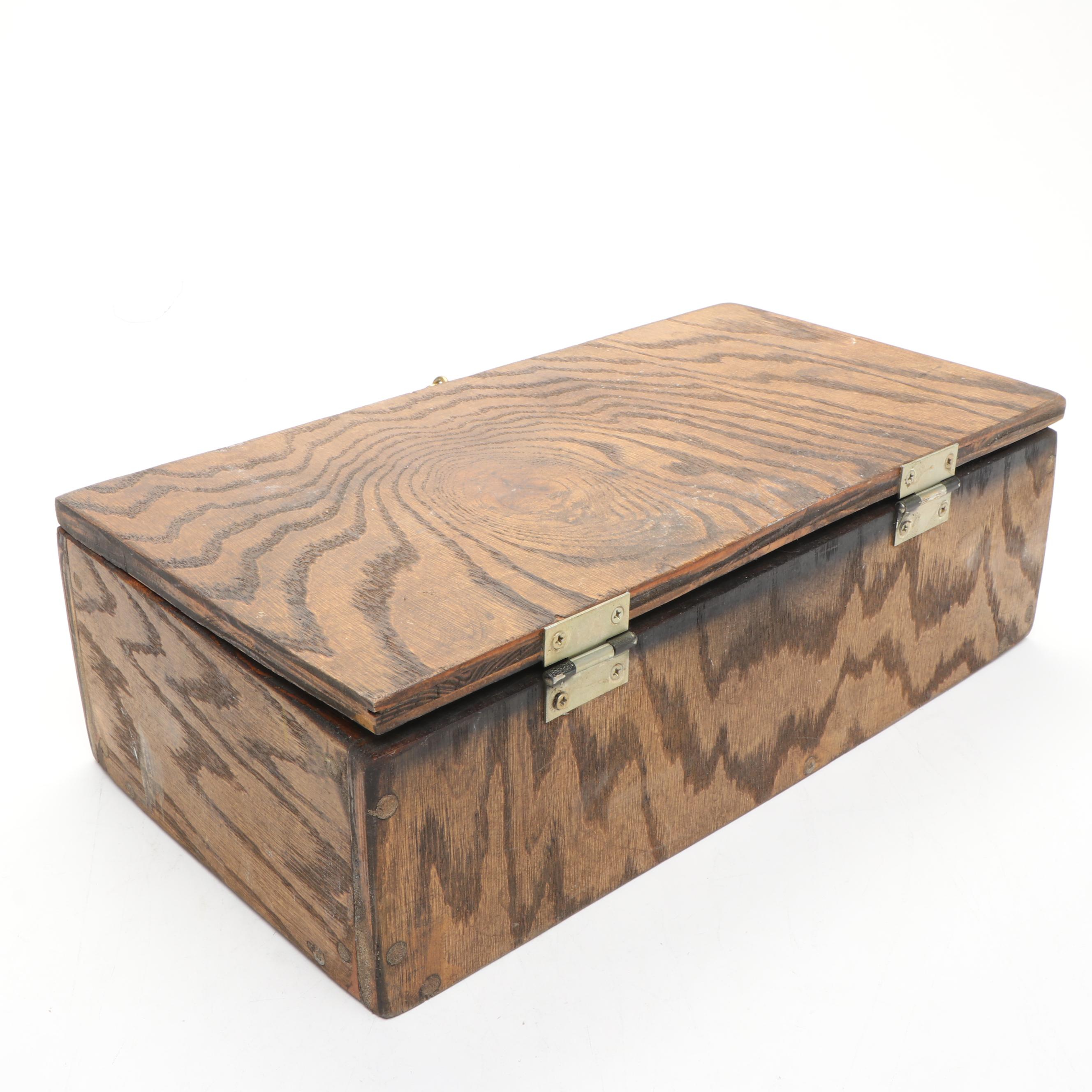 Wooden Oversize Dice and Chest