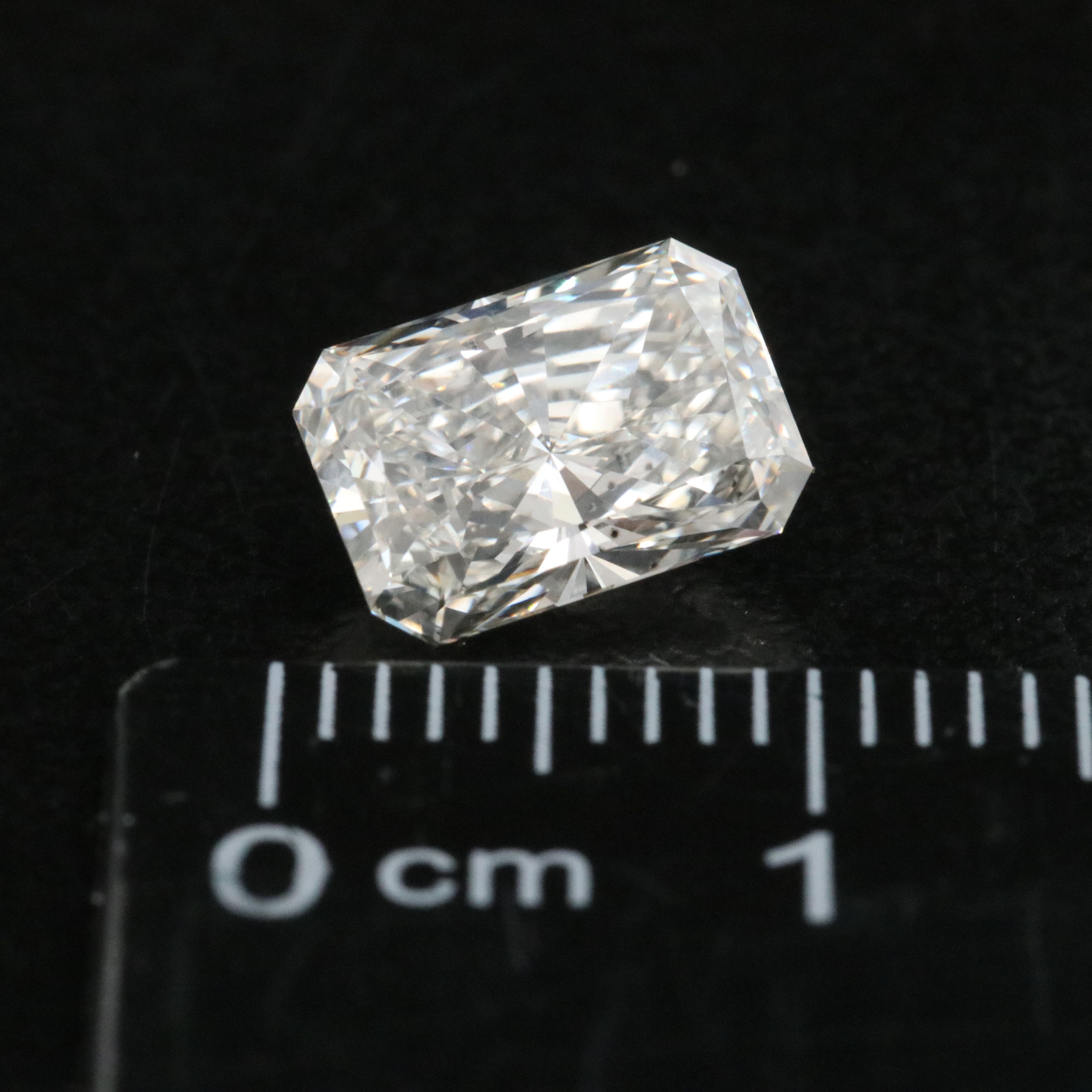 Loose 1.89 CT Lab Grown Diamond with IGI Report