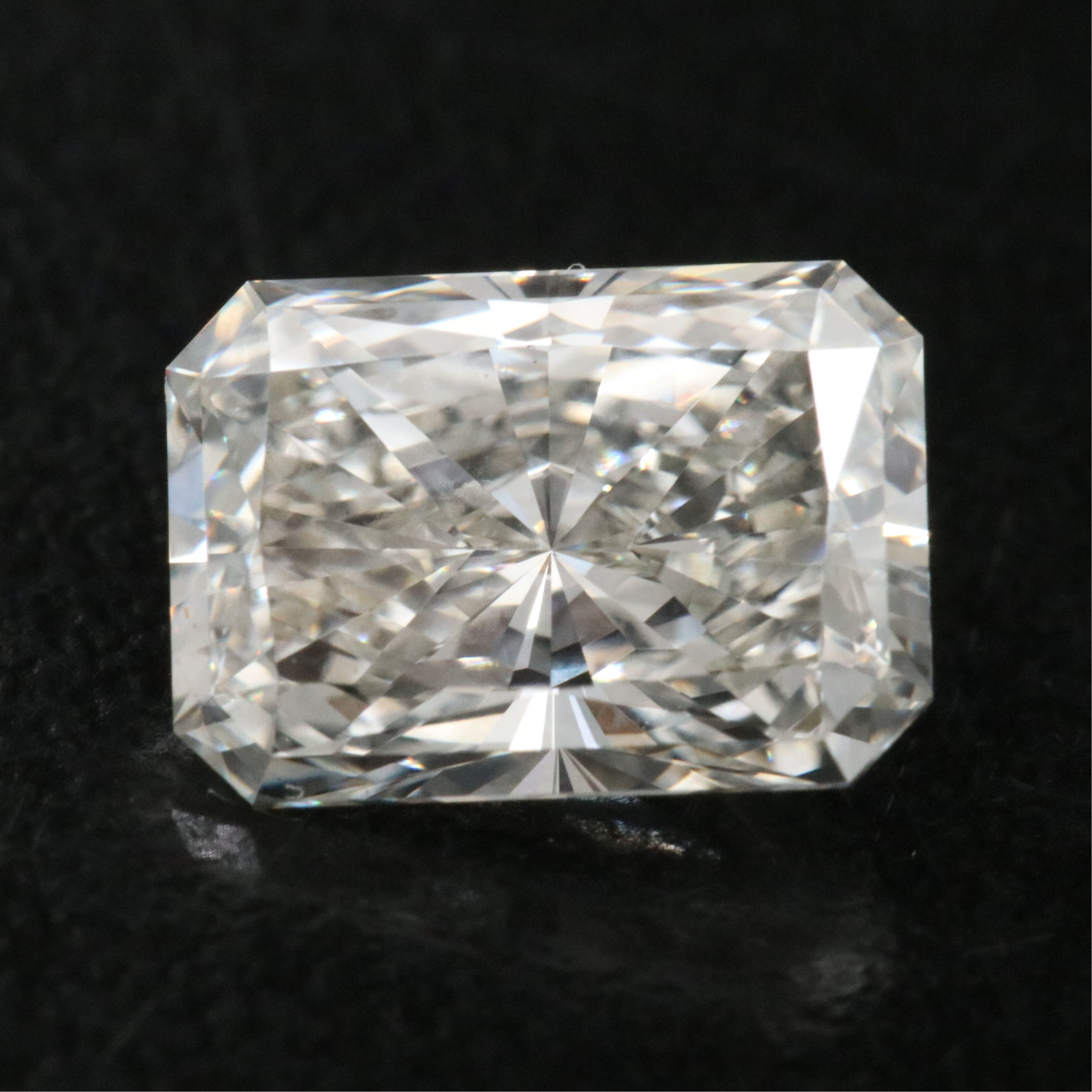 Loose 1.86 CT Lab Grown Diamond with IGI Report