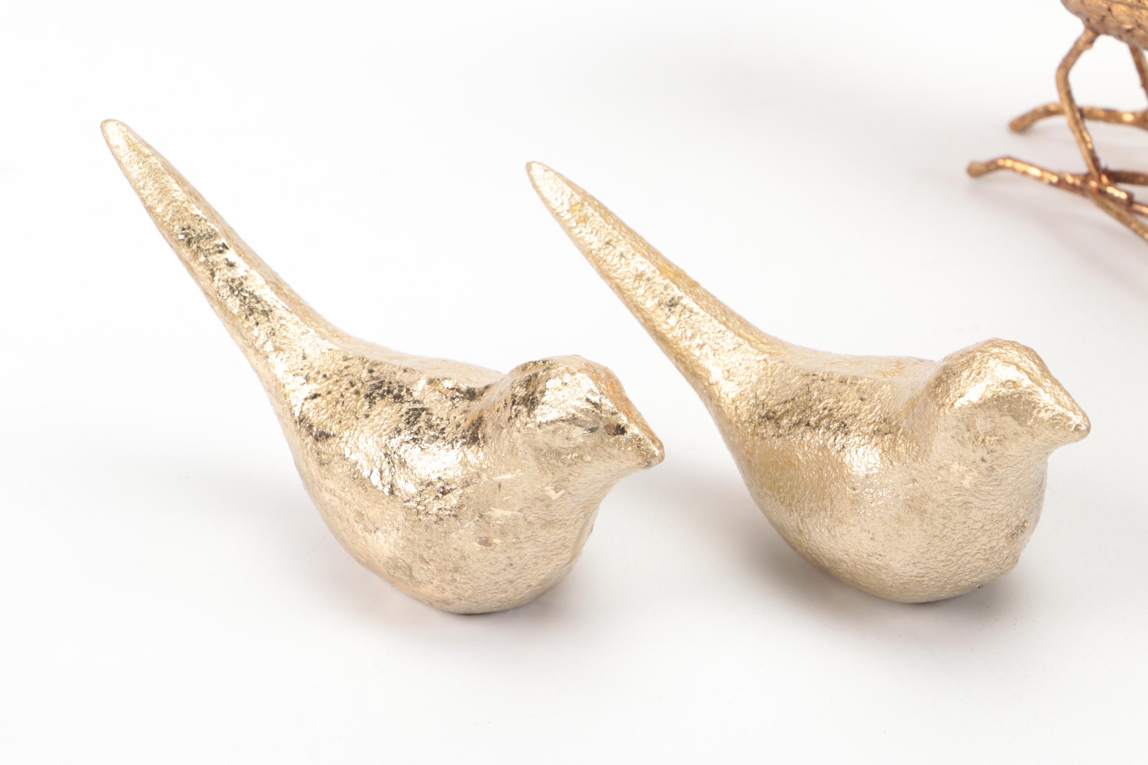 Majolica Wall Plate, Decorative Wood Box, and Gilt Bird Figurines