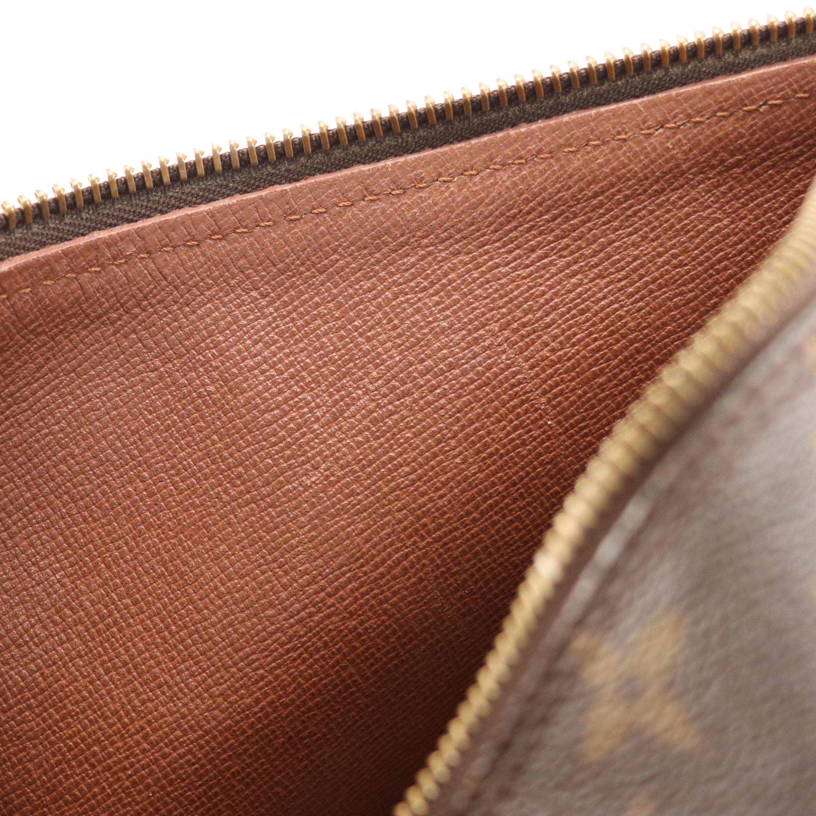 Louis Vuitton Papillon 30 in Monogram Canvas and Brown Leather