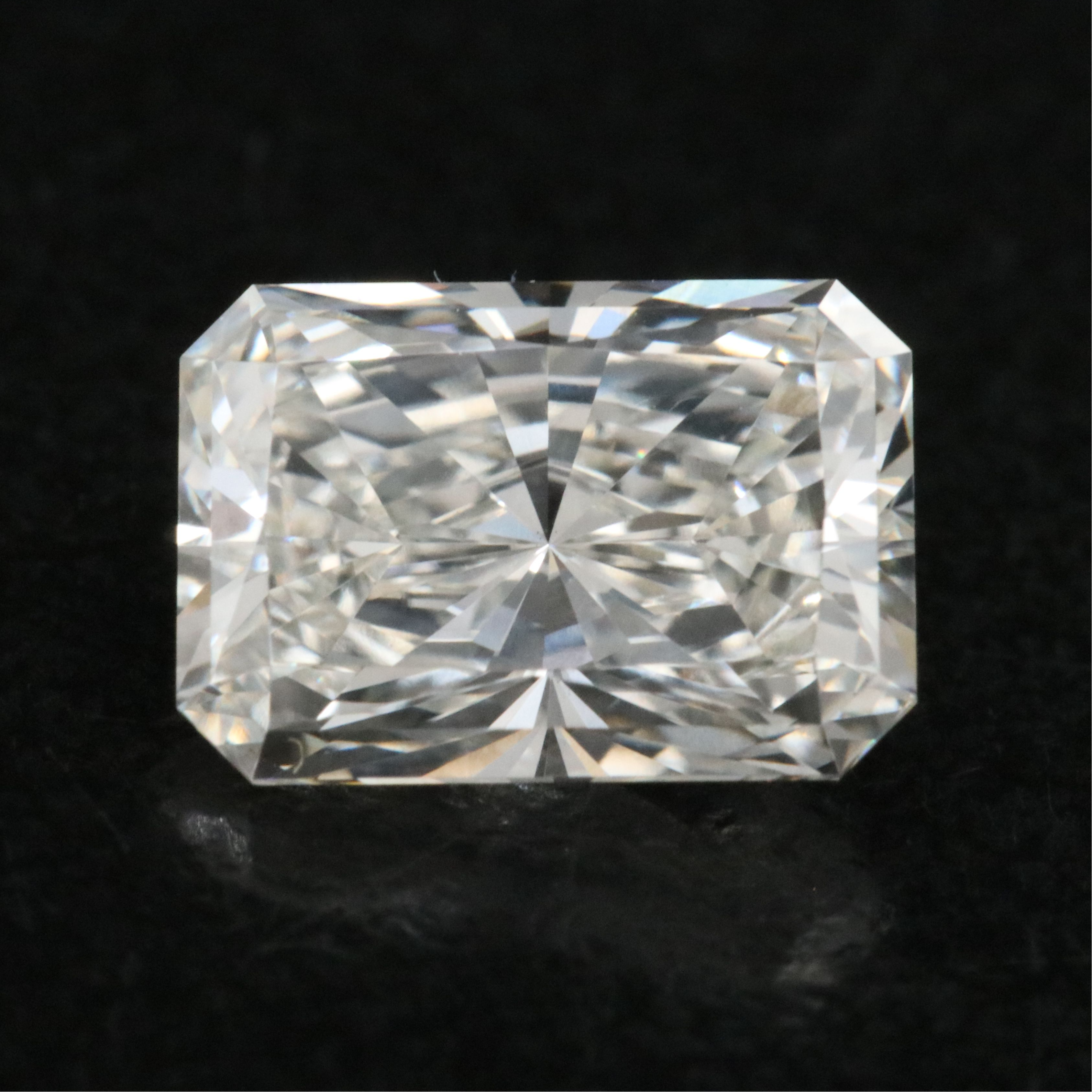 Loose 1.80 CT Lab Grown Diamond with IGI Report