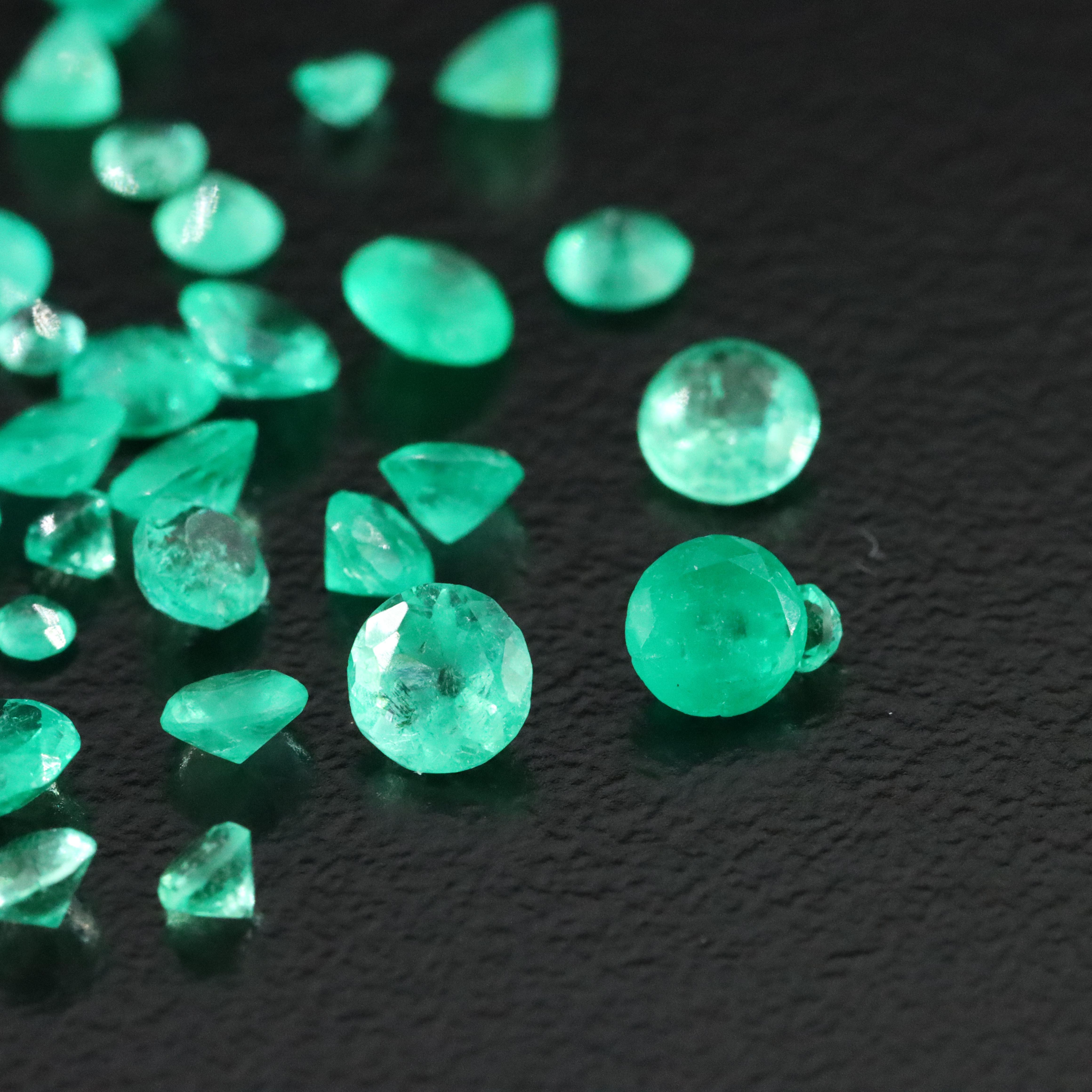 Loose 4.99 CTW Emeralds