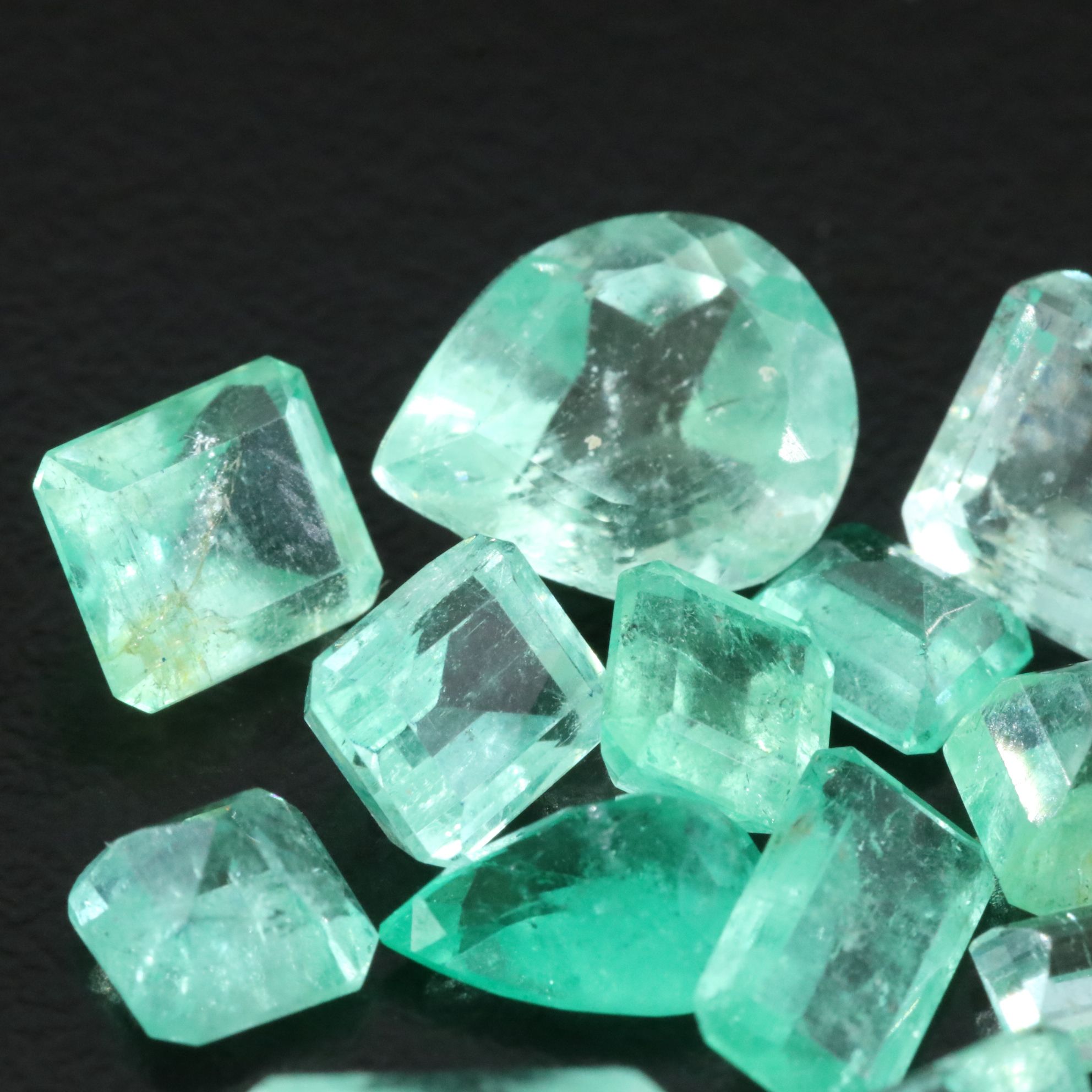 Loose 15.72 CTW Emeralds