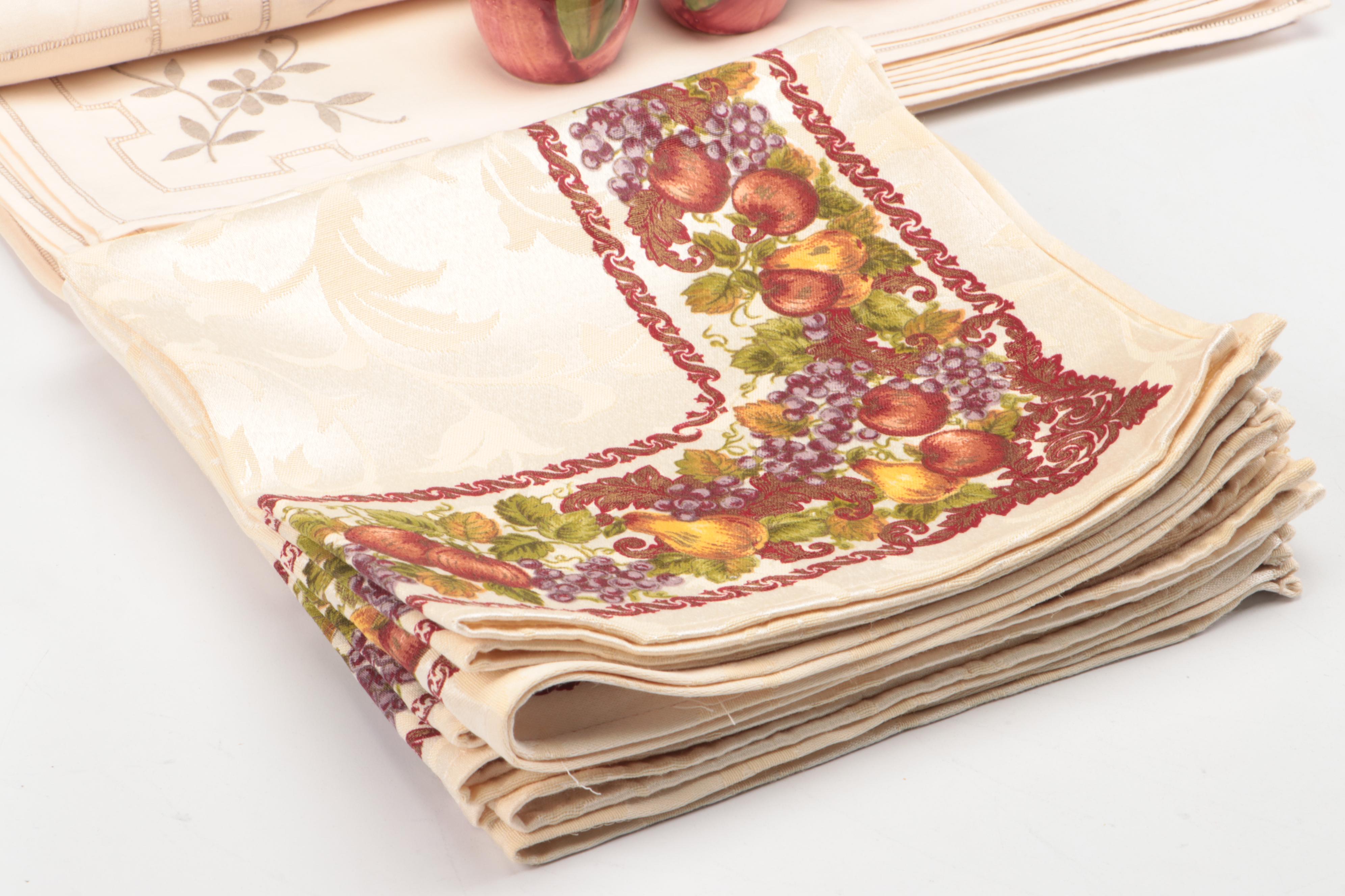 Franciscan "Apple" Ceramic Dinnerware with Cotton Table Linens