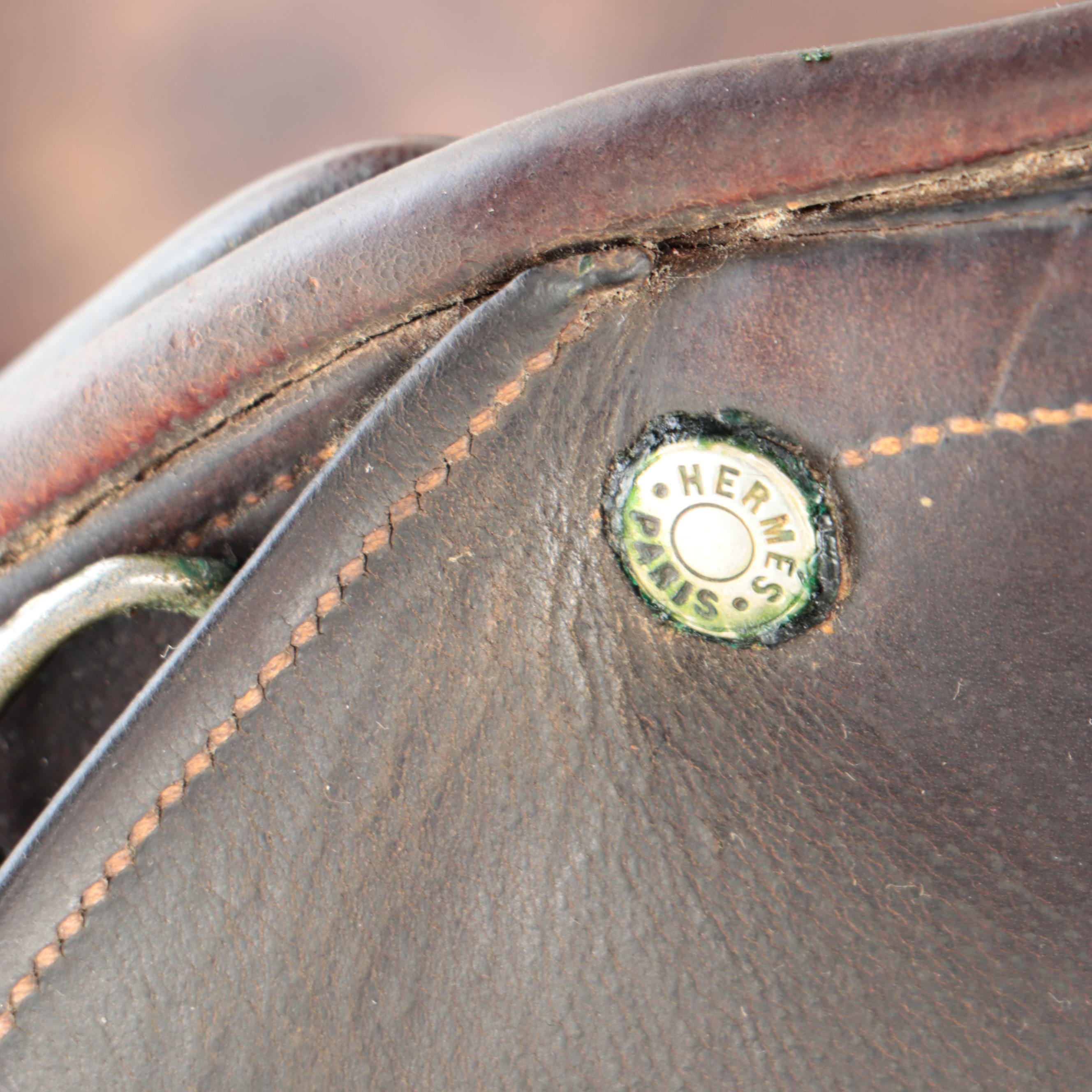 Hermès Brown Leather 15" Seat Close Contact English Saddle