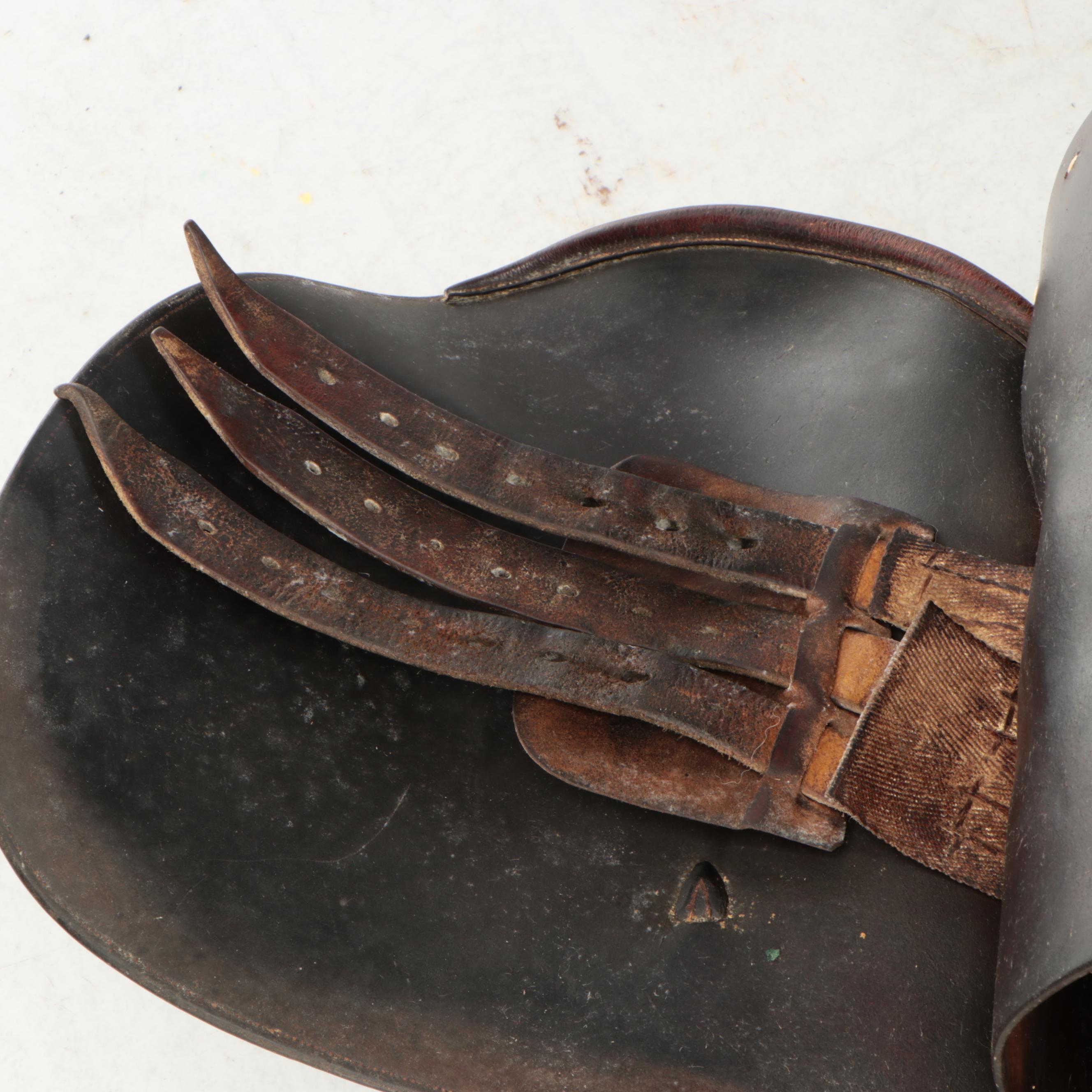 Hermès Brown Leather 15" Seat Close Contact English Saddle