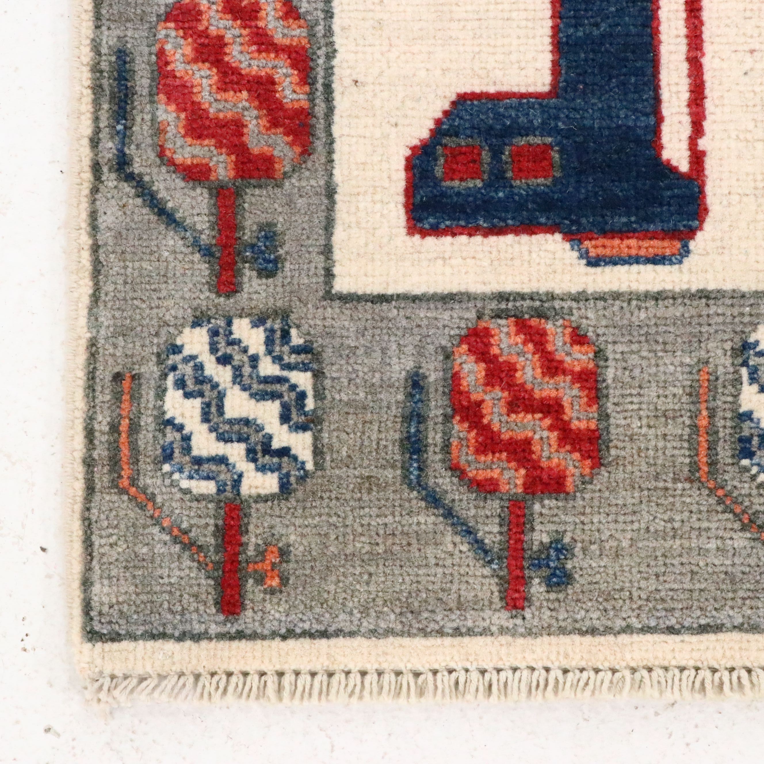 4' x 5'10 Hand-Knotted Pakistani Pictorial War Area Rug