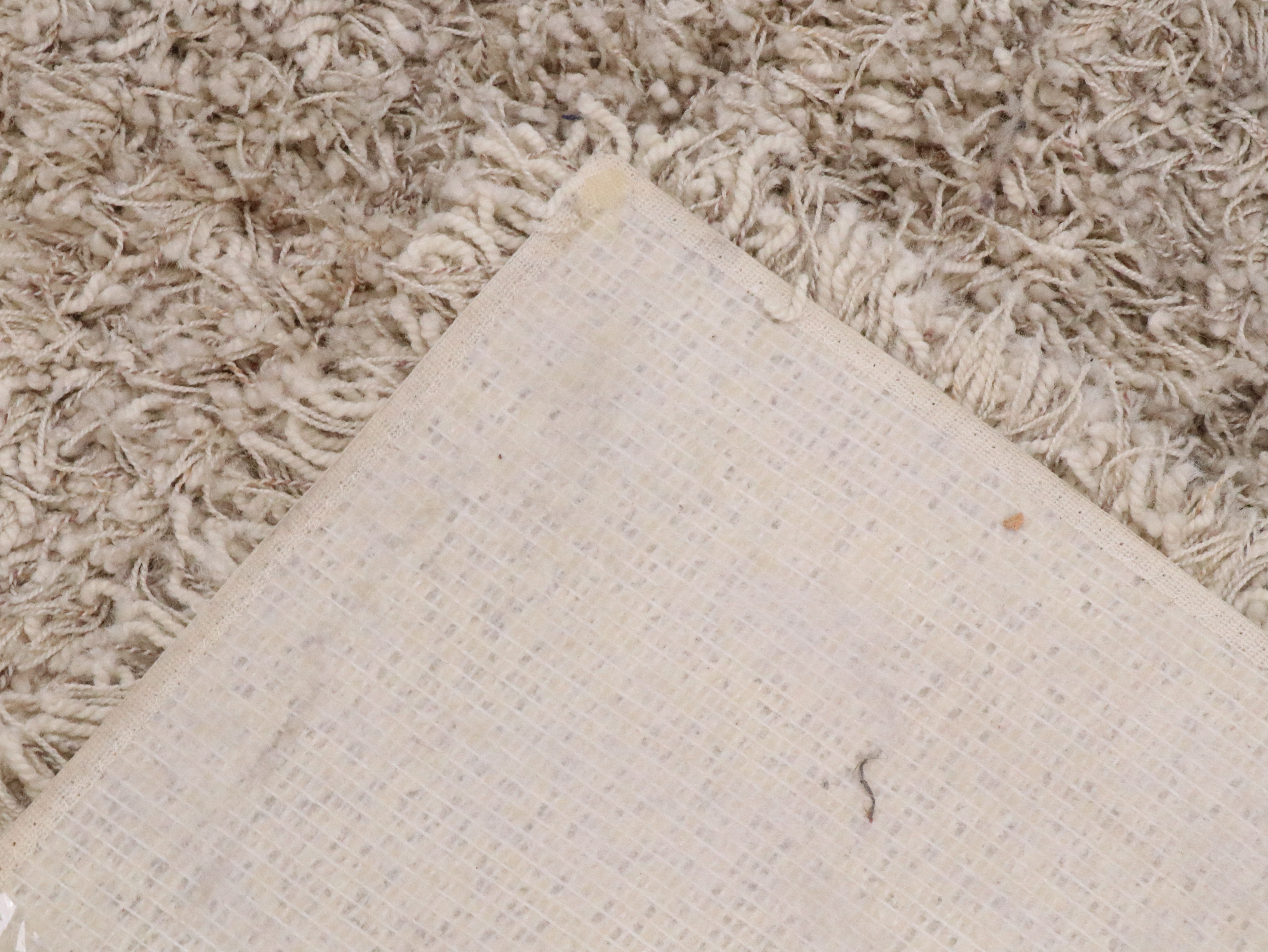 10'8 x 11'4 Machine Contemporary Area Rug