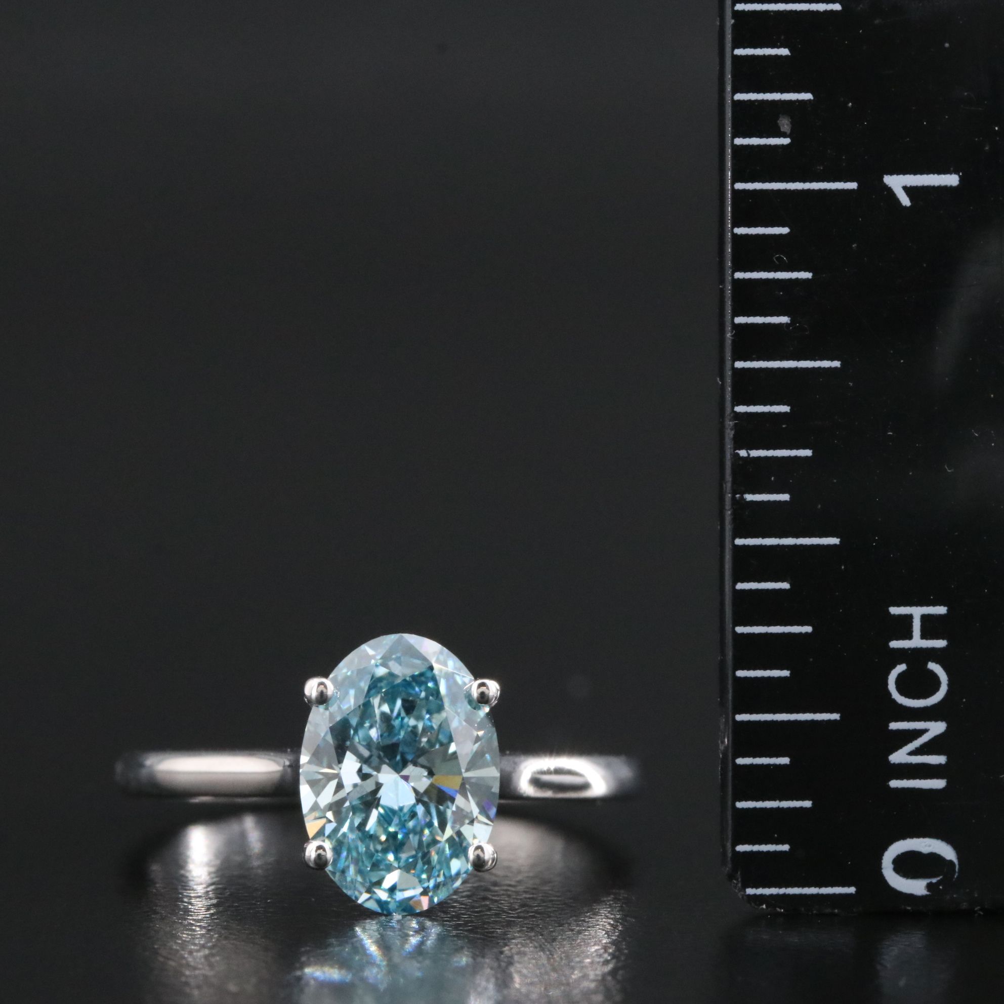 18K 2.02 CT Fancy Vivid Blue Lab Grown Diamond Ring with IGI Report