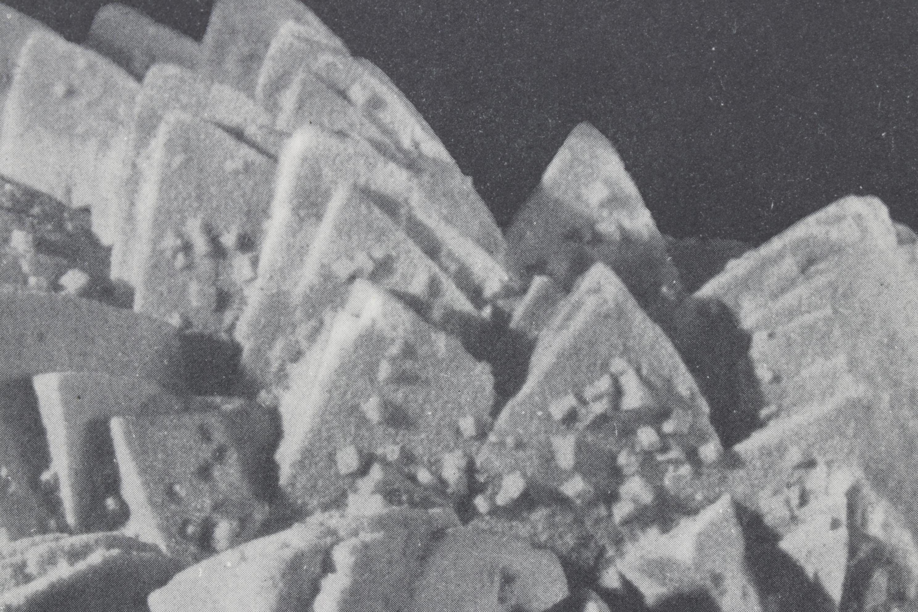 Oskar Prochnow Photogravure "Sandstein in der Form von Kalkspat," 1928