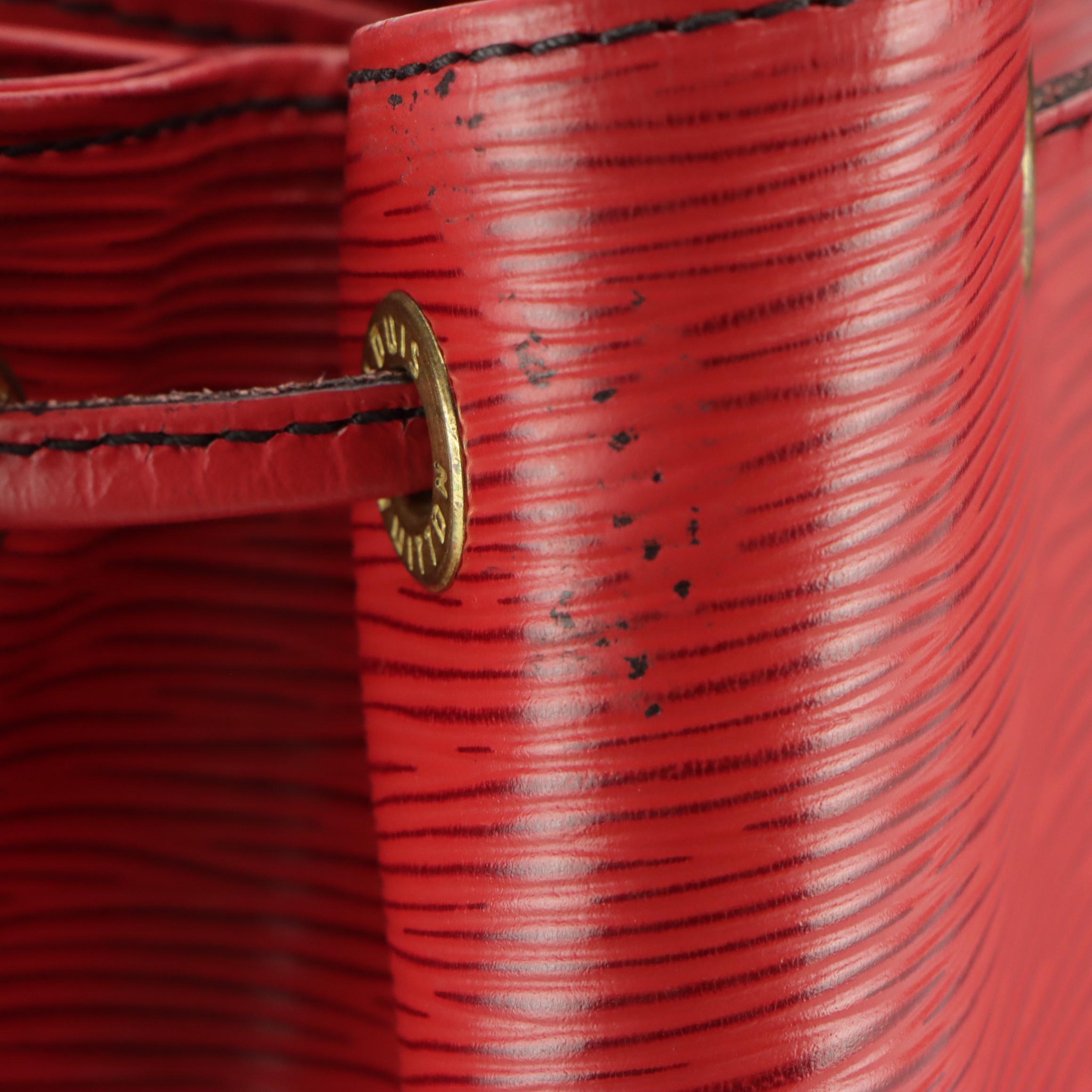 Louis Vuitton Noé Bag in Castilian Red Epi/Smooth Leather