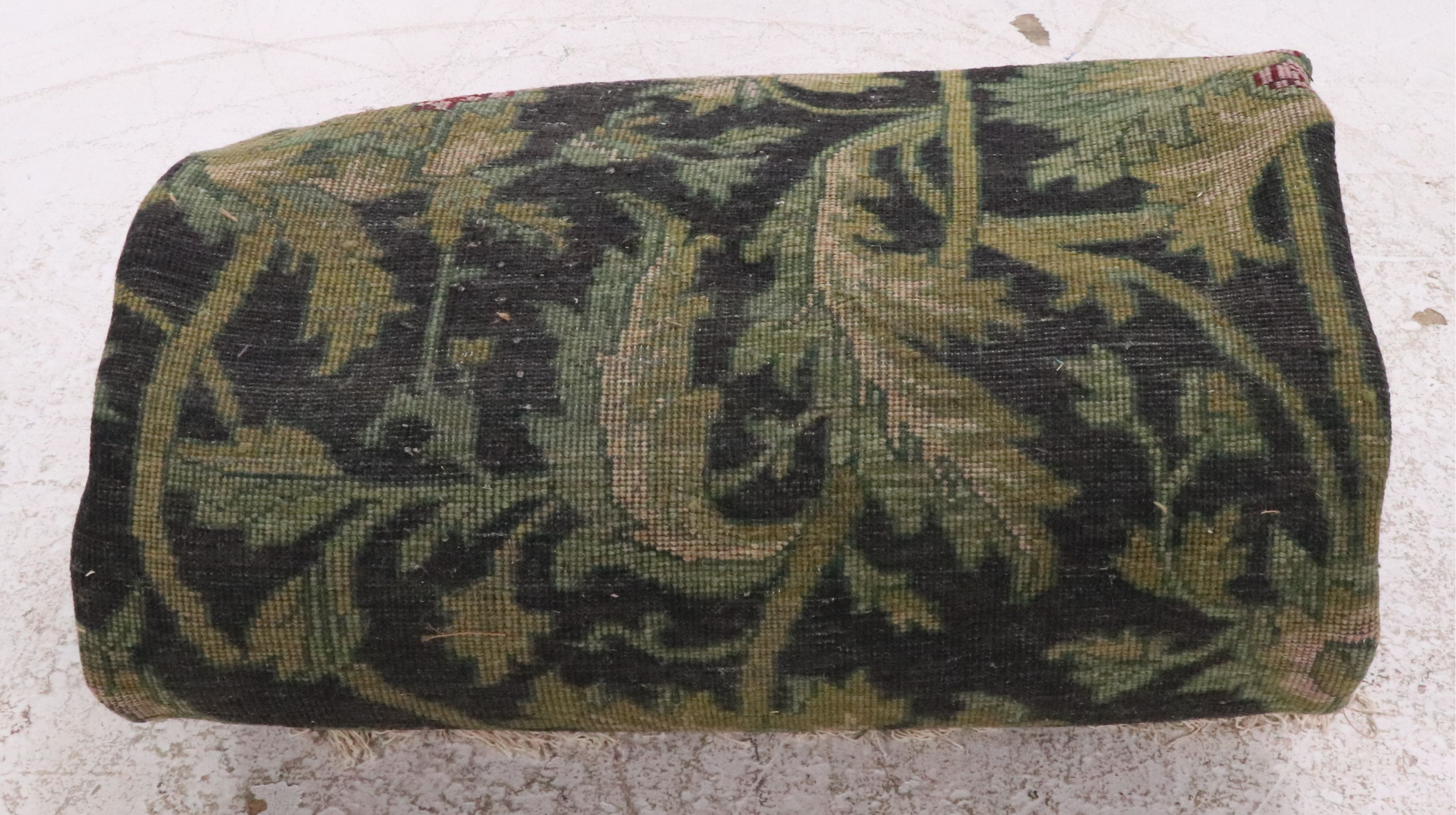 7'11 x 10'3 Hand-Knotted Indian Area Rug