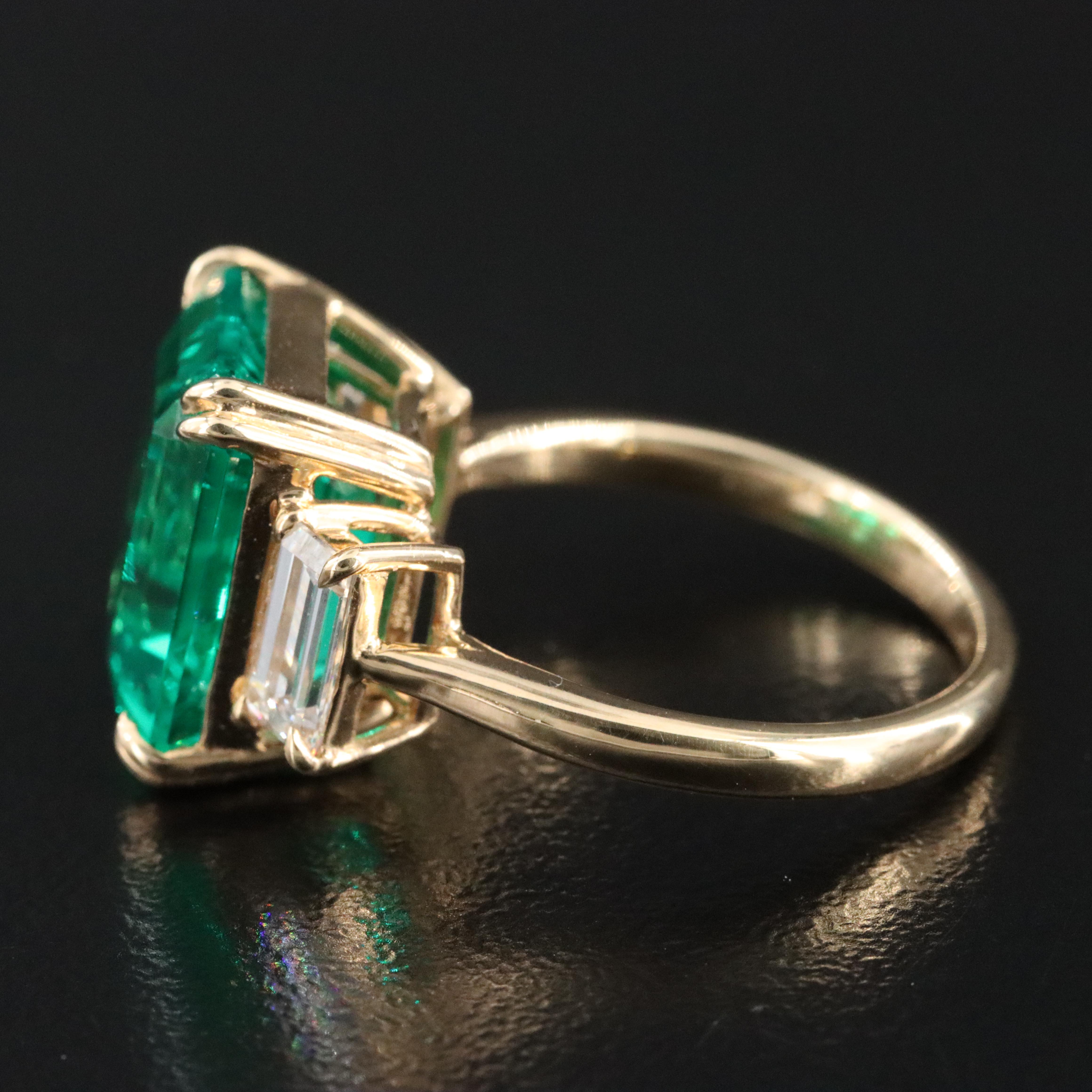 18K Emerald and Lab Grown Diamond Ring