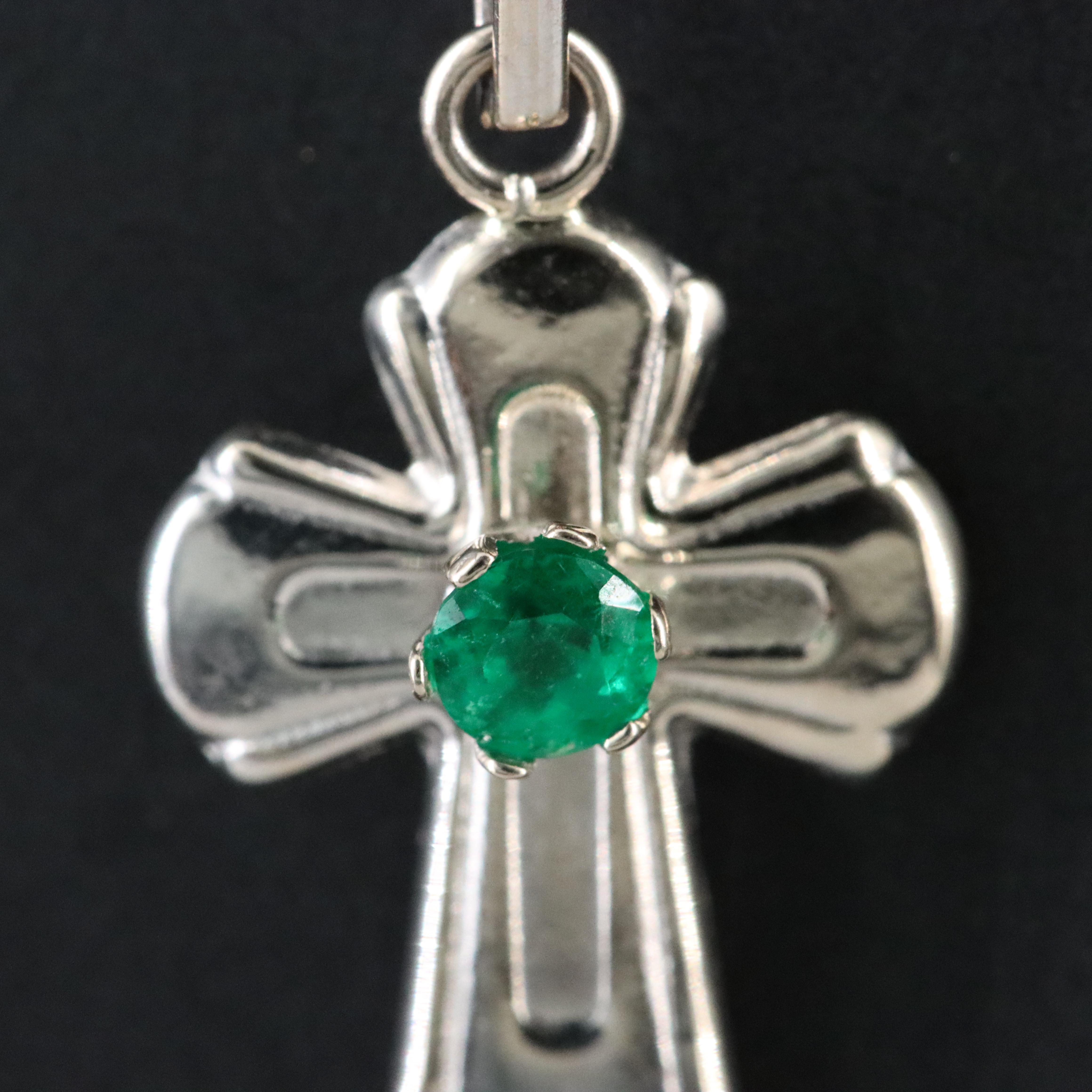 18K Emerald Cross Pendant