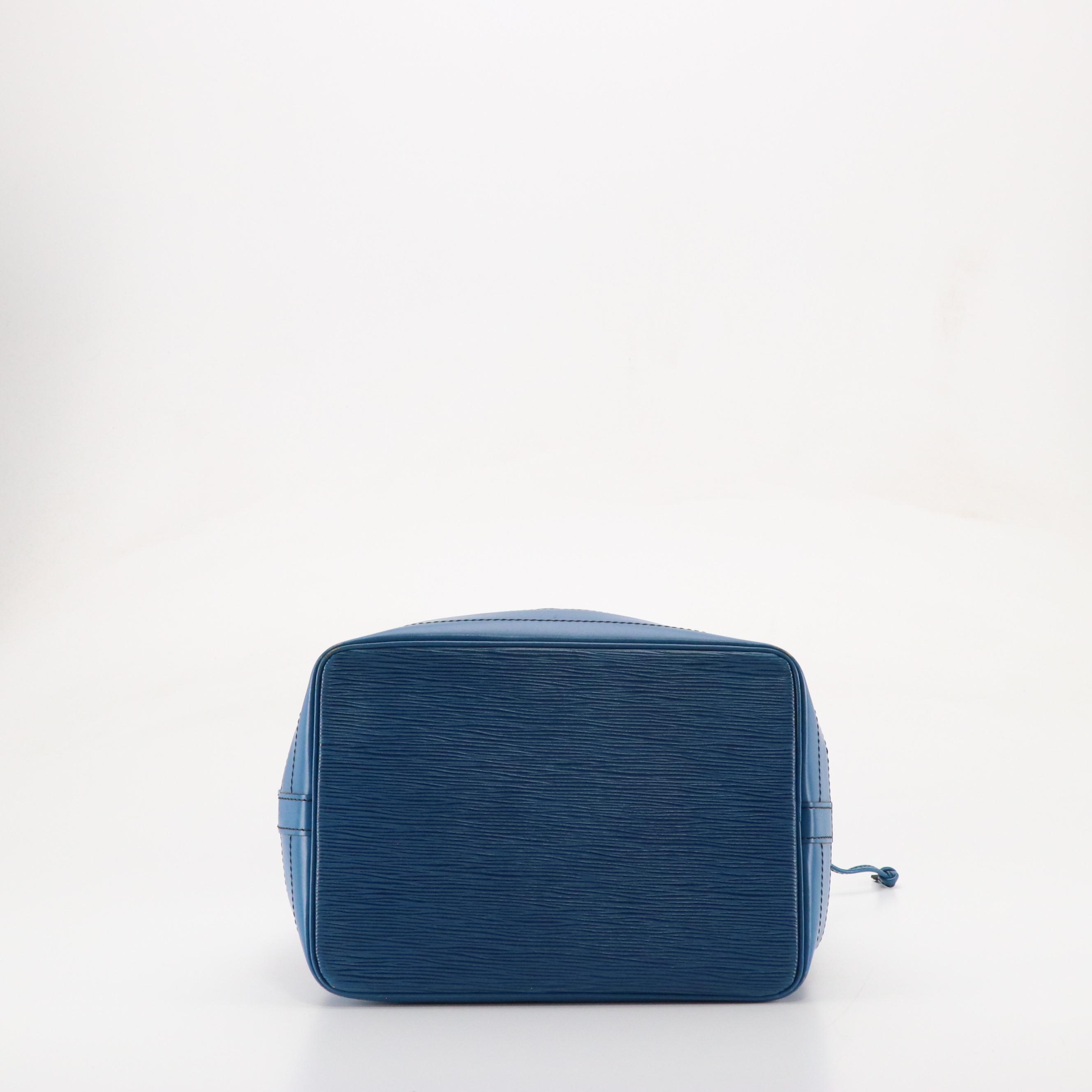 Louis Vuitton Noé Bag in Toledo Blue Epi/Smooth Leather