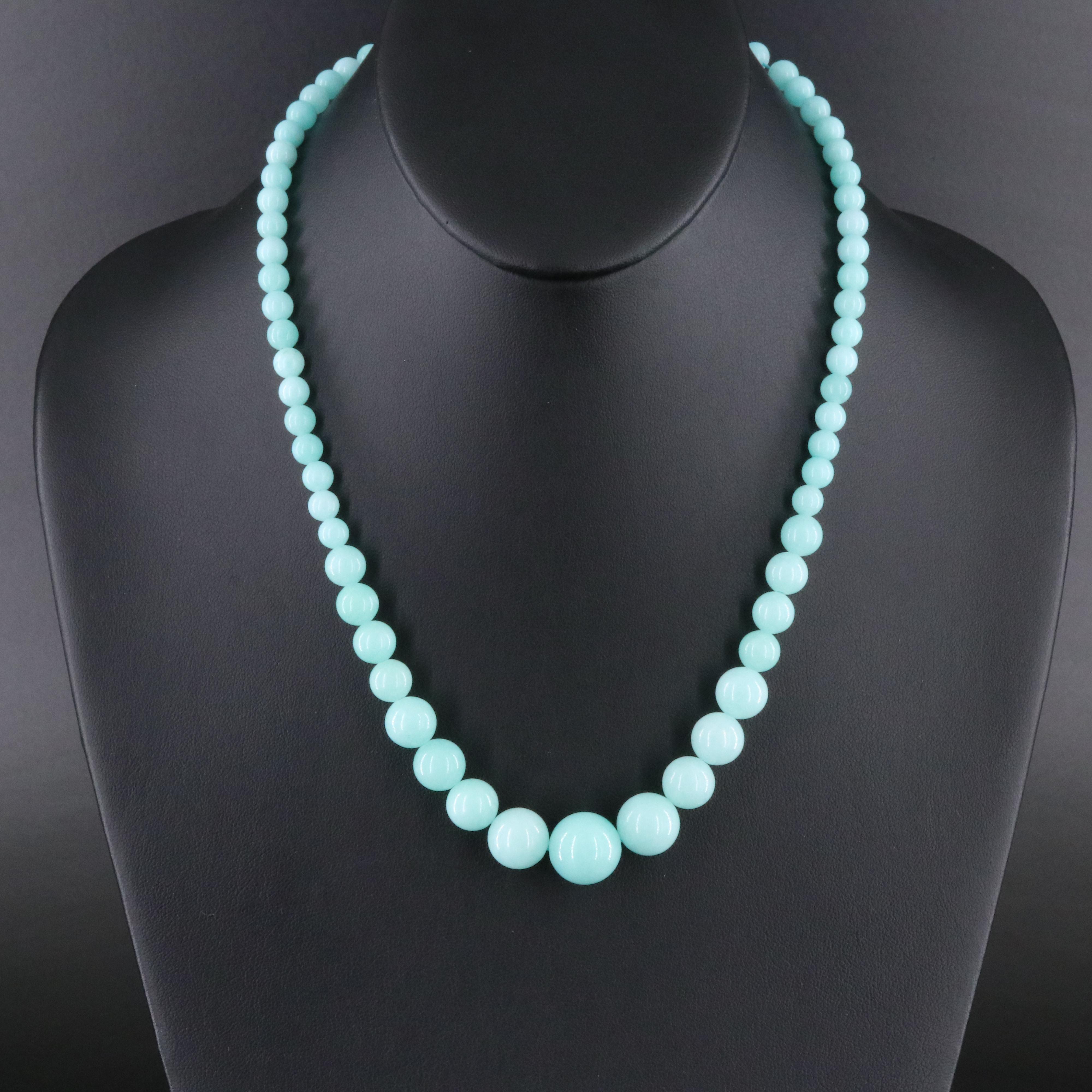 Graduated Quartzite Necklace