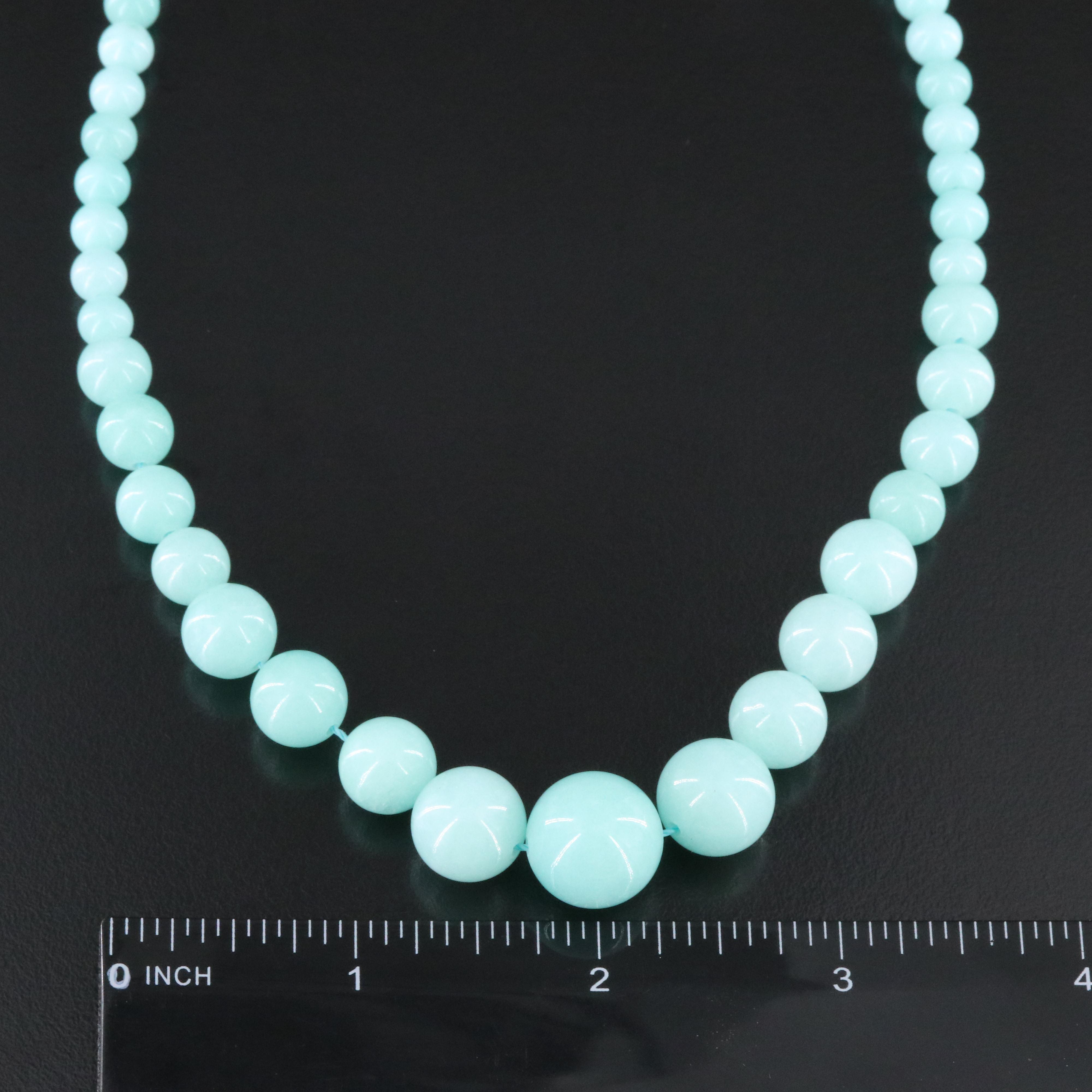 Graduated Quartzite Necklace