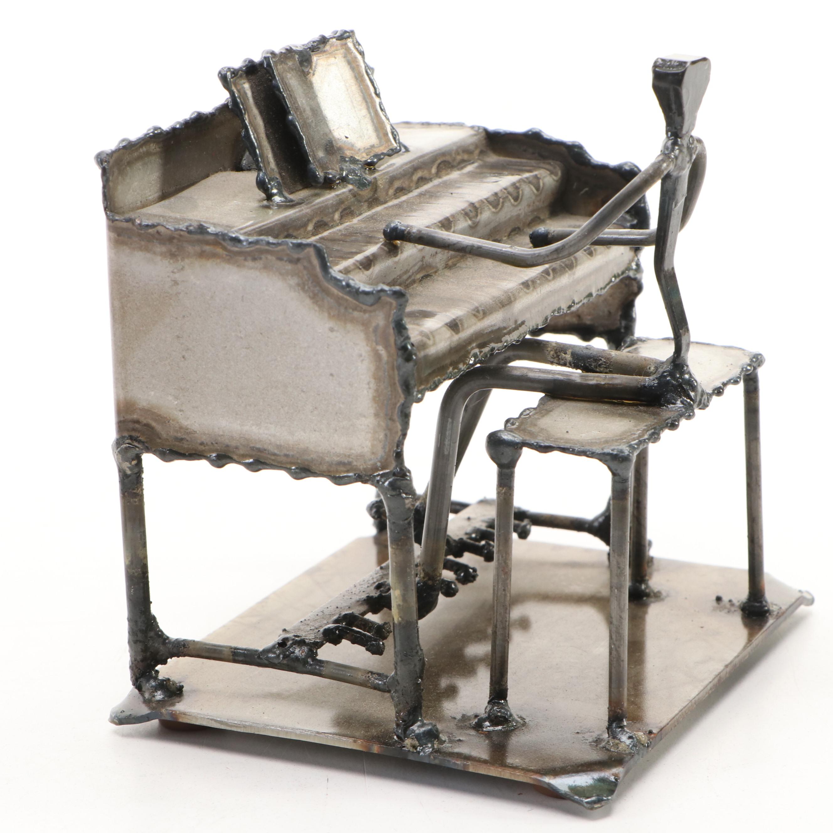 Welded Washer, Nut and Bolt Musicians with Wire Jointed Metal Carnevale Jester