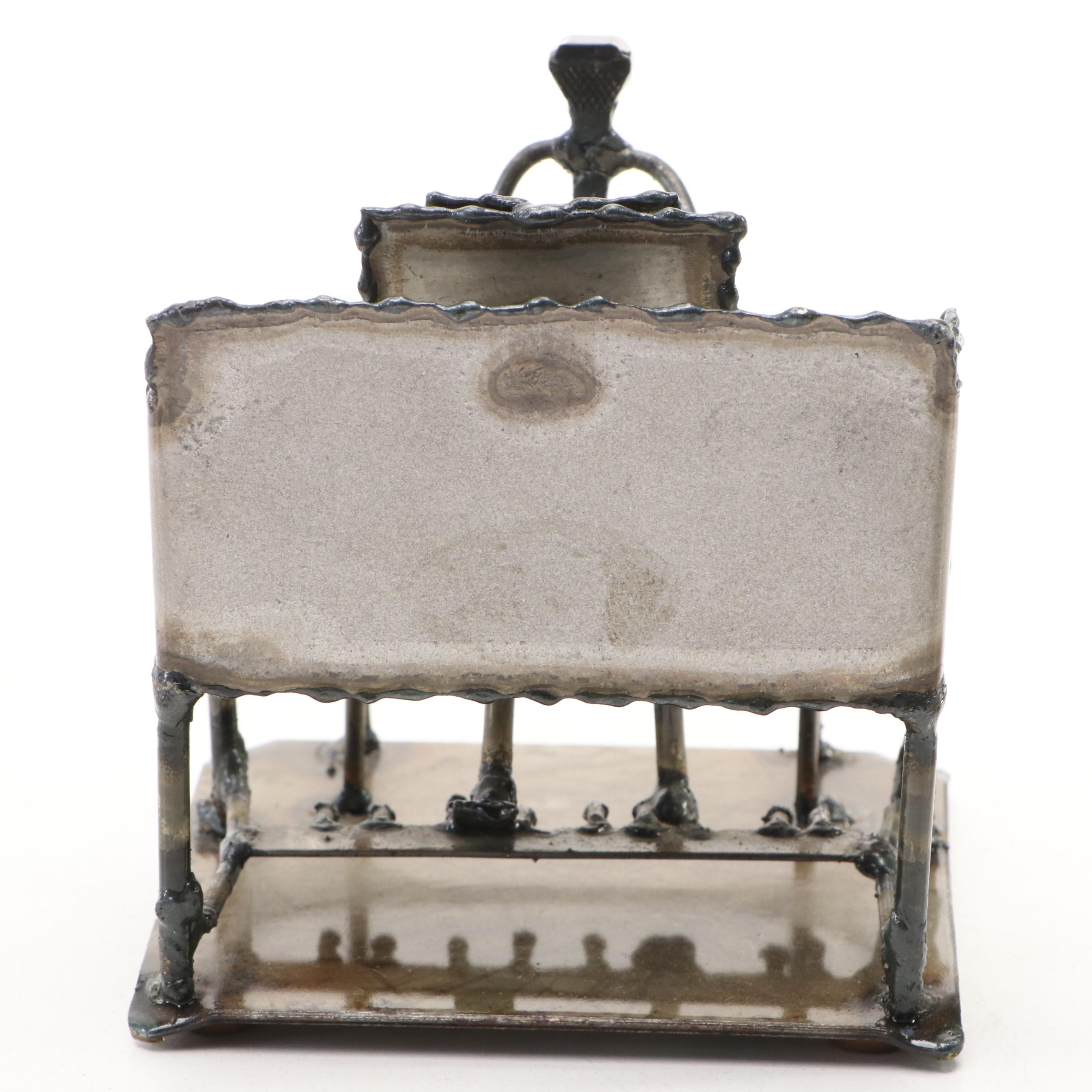 Welded Washer, Nut and Bolt Musicians with Wire Jointed Metal Carnevale Jester