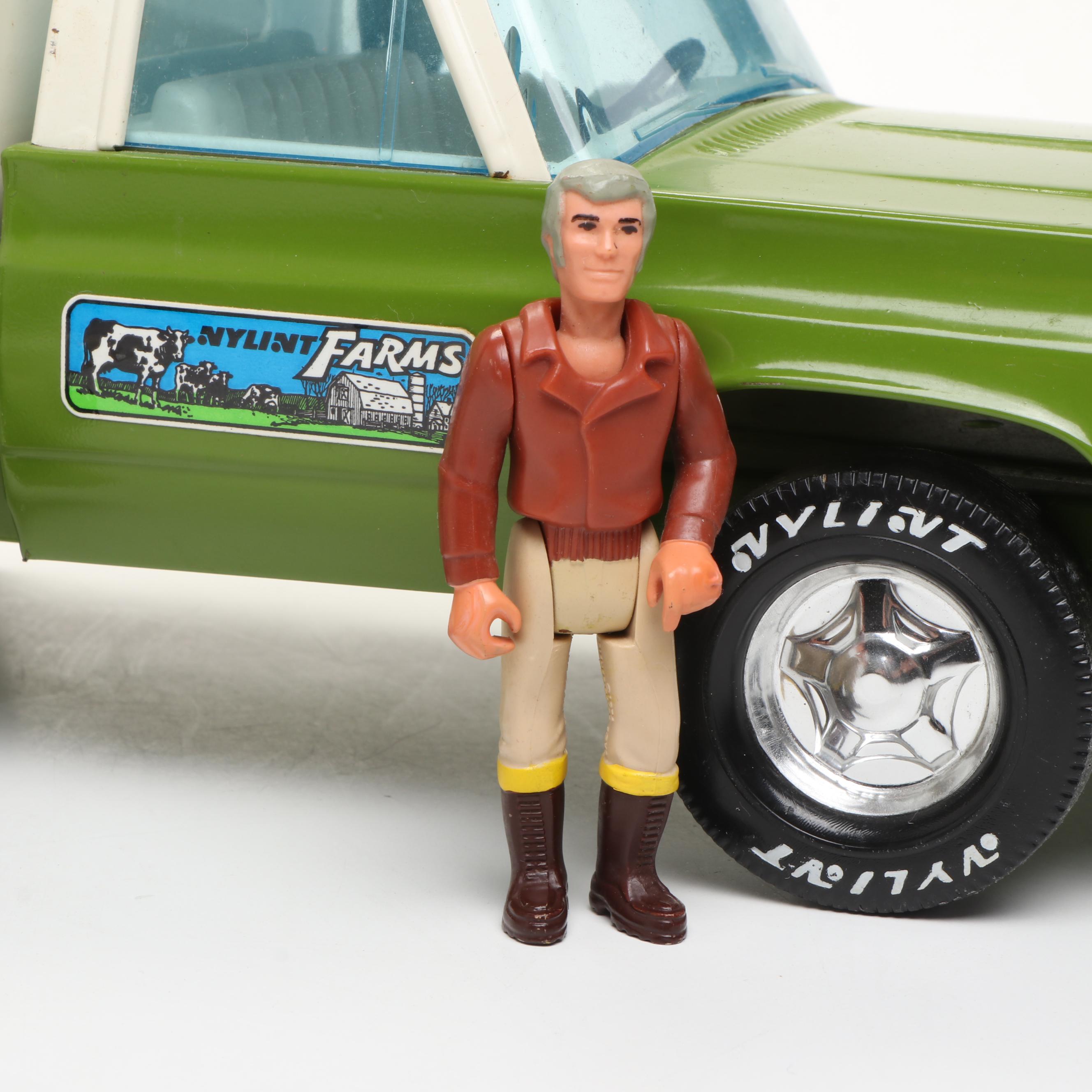 Nylint Farms Pressed Steel Toy Truck and Animals, Mid to Late 20th Century