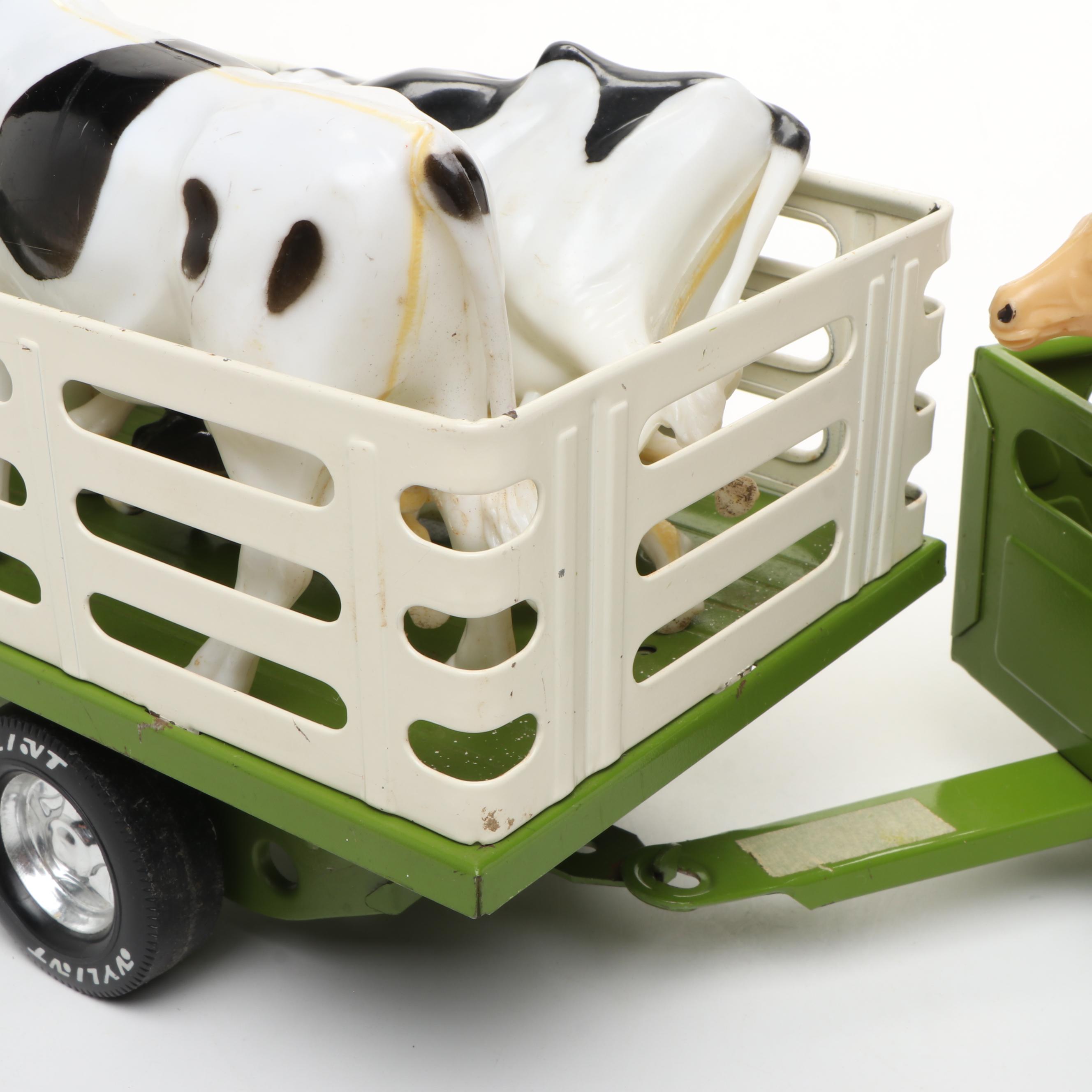 Nylint Farms Pressed Steel Toy Truck and Animals, Mid to Late 20th Century