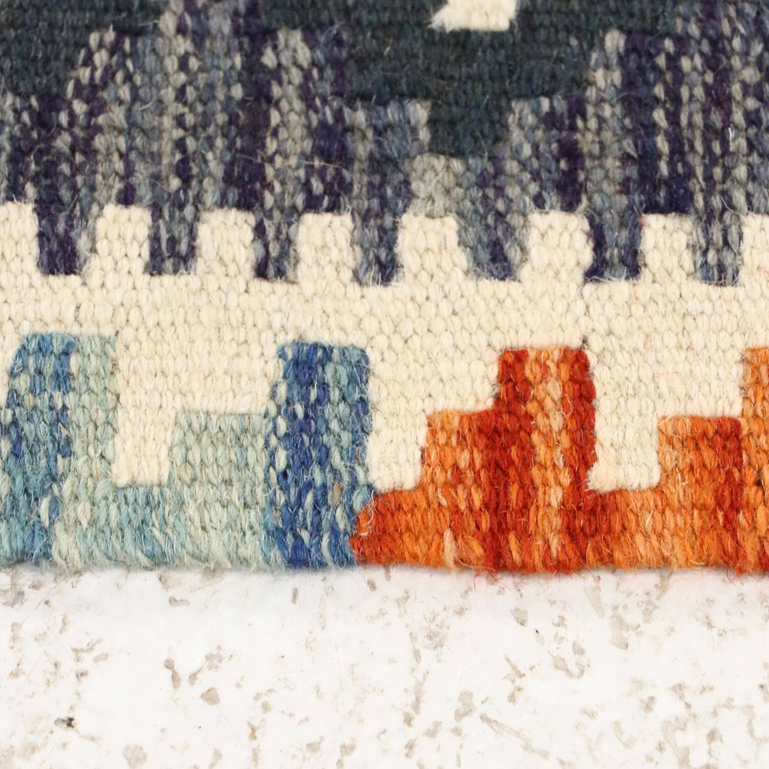 4'9 x 6'8 Handwoven Pakistani Kilim Area Rug