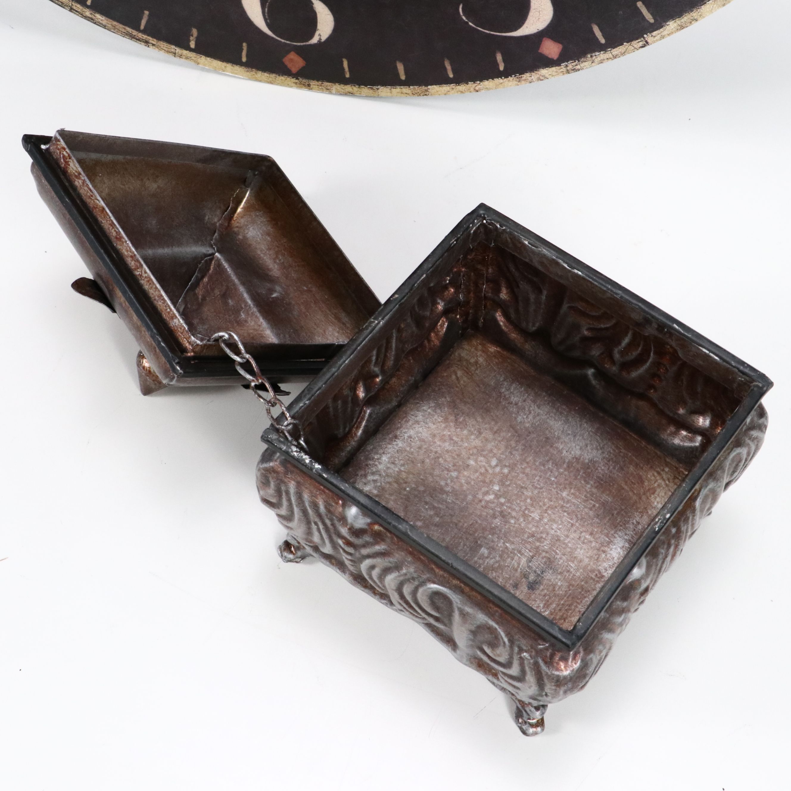 Ceramic Urn Table Lamp with Large Wall Clock and Decorative Containers