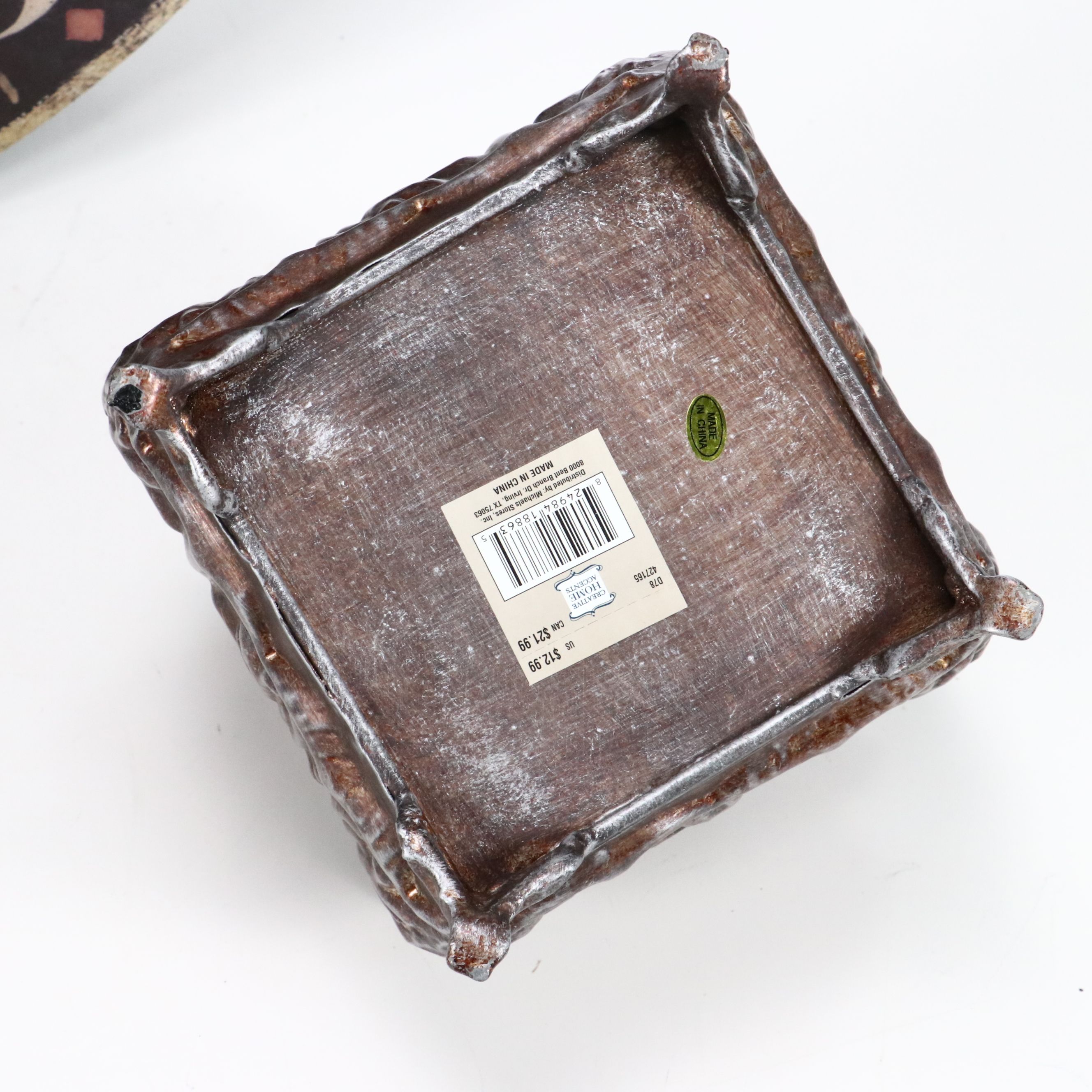 Ceramic Urn Table Lamp with Large Wall Clock and Decorative Containers