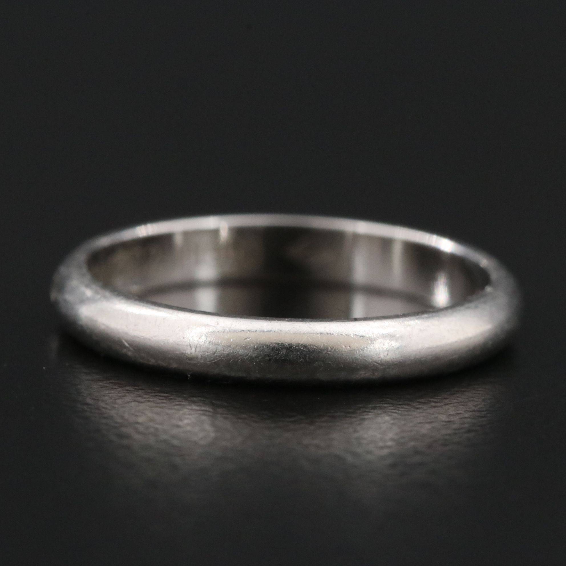 Cartier 1895 Platinum Band with Diamond Accent