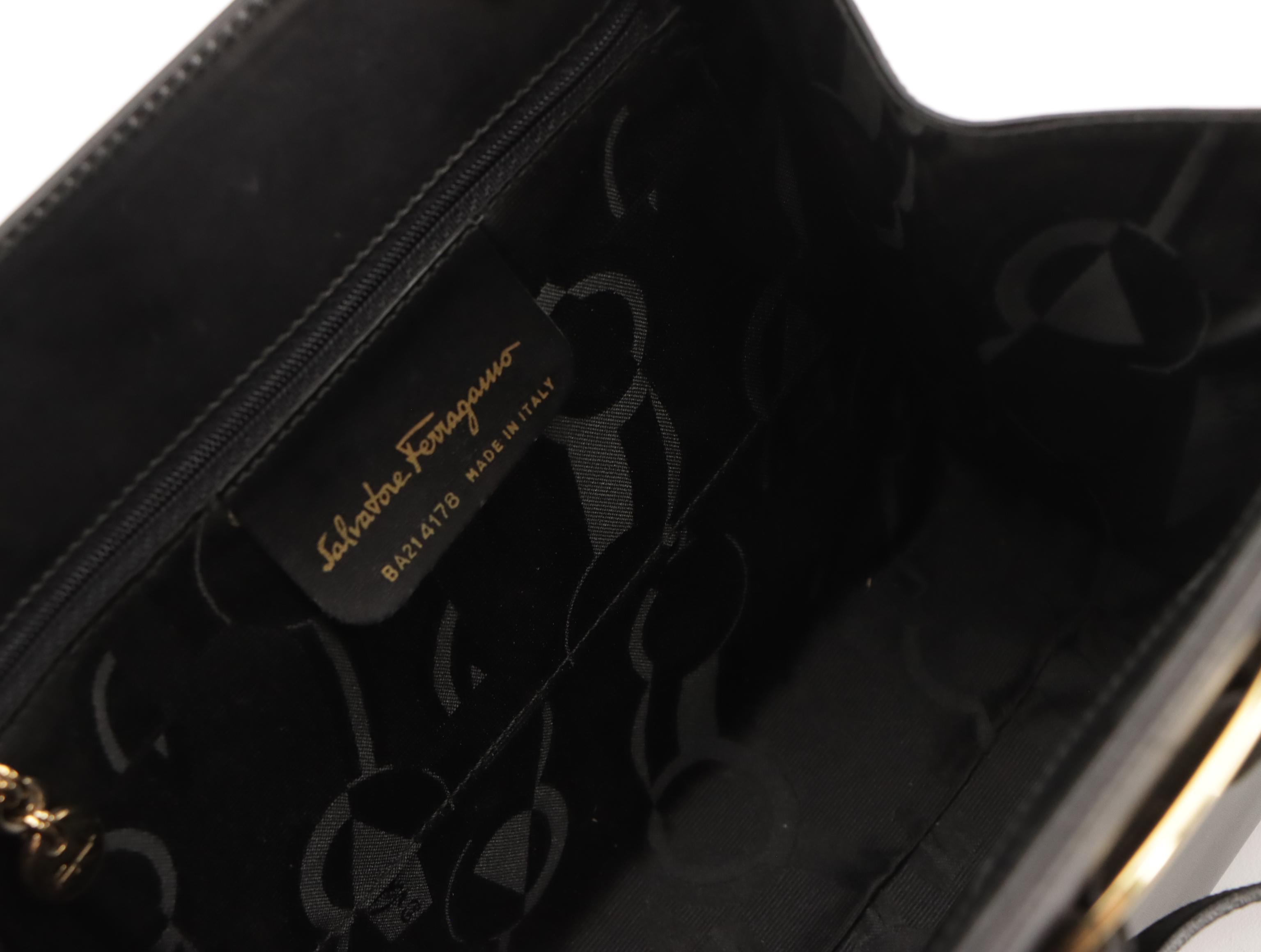 Salvatore Ferragamo Vara Bow Two-Way Handbag in Black Leather