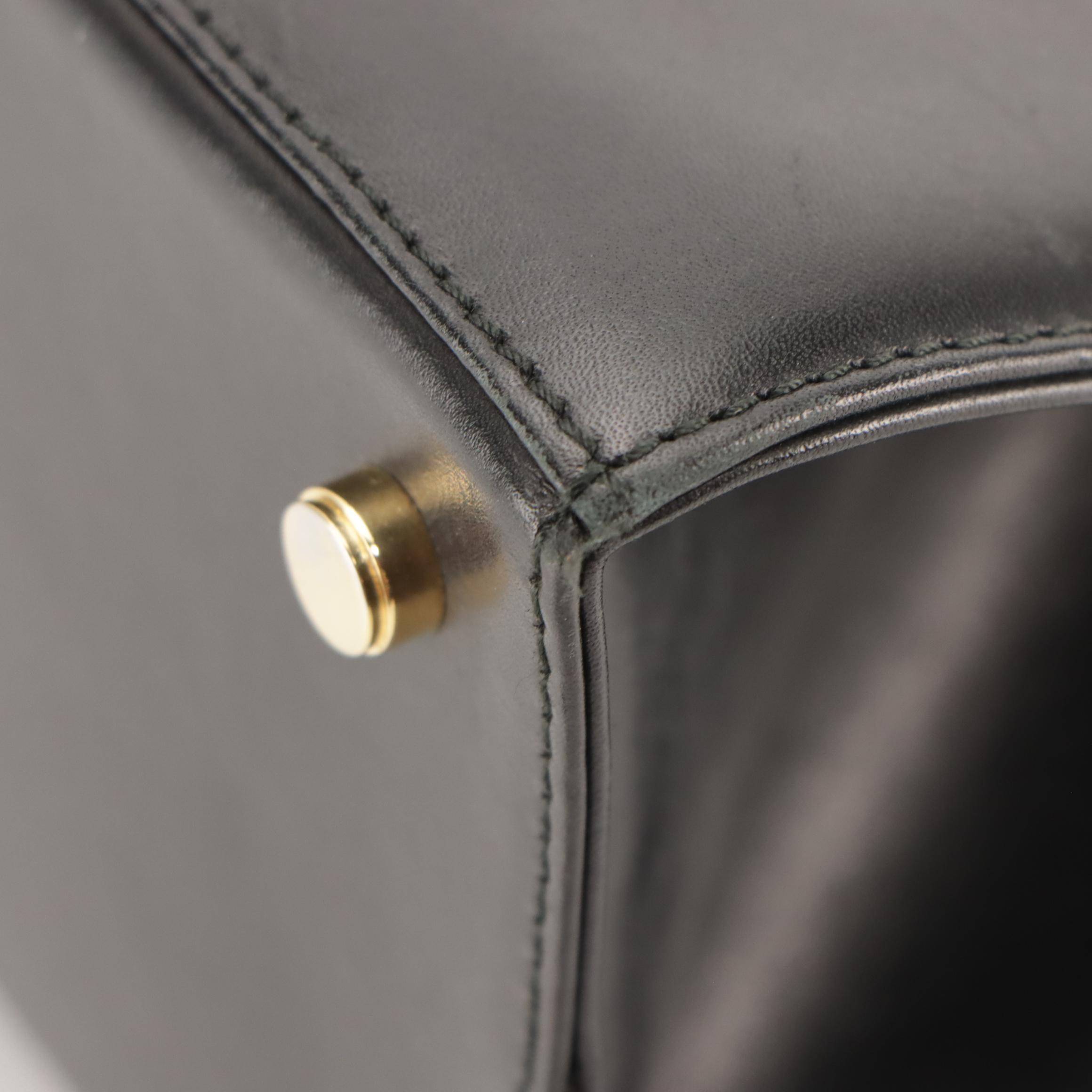 Salvatore Ferragamo Vara Bow Two-Way Handbag in Black Leather