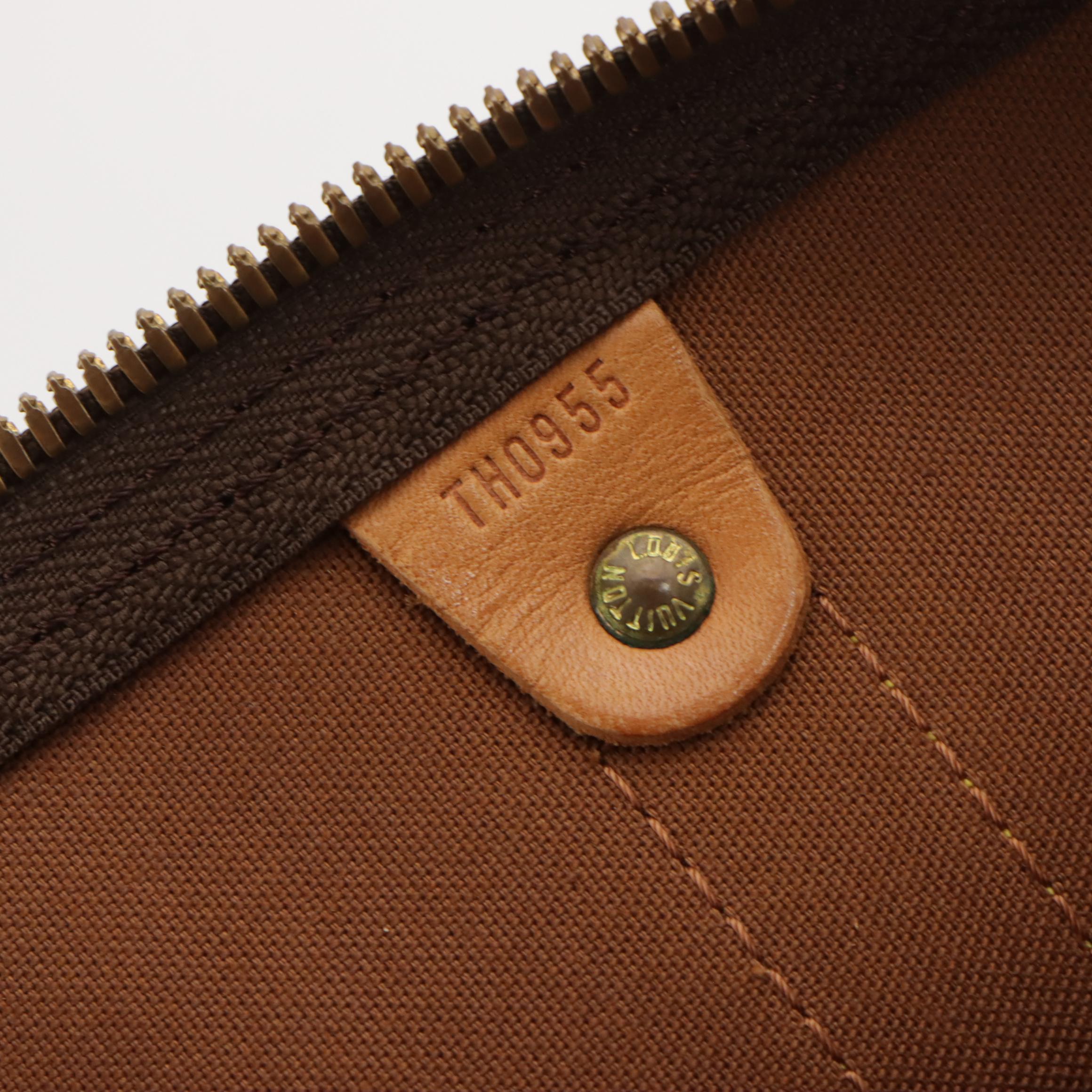 Louis Vuitton Keepall 55 Bandoulière in Monogram Canvas and Vachetta Leather