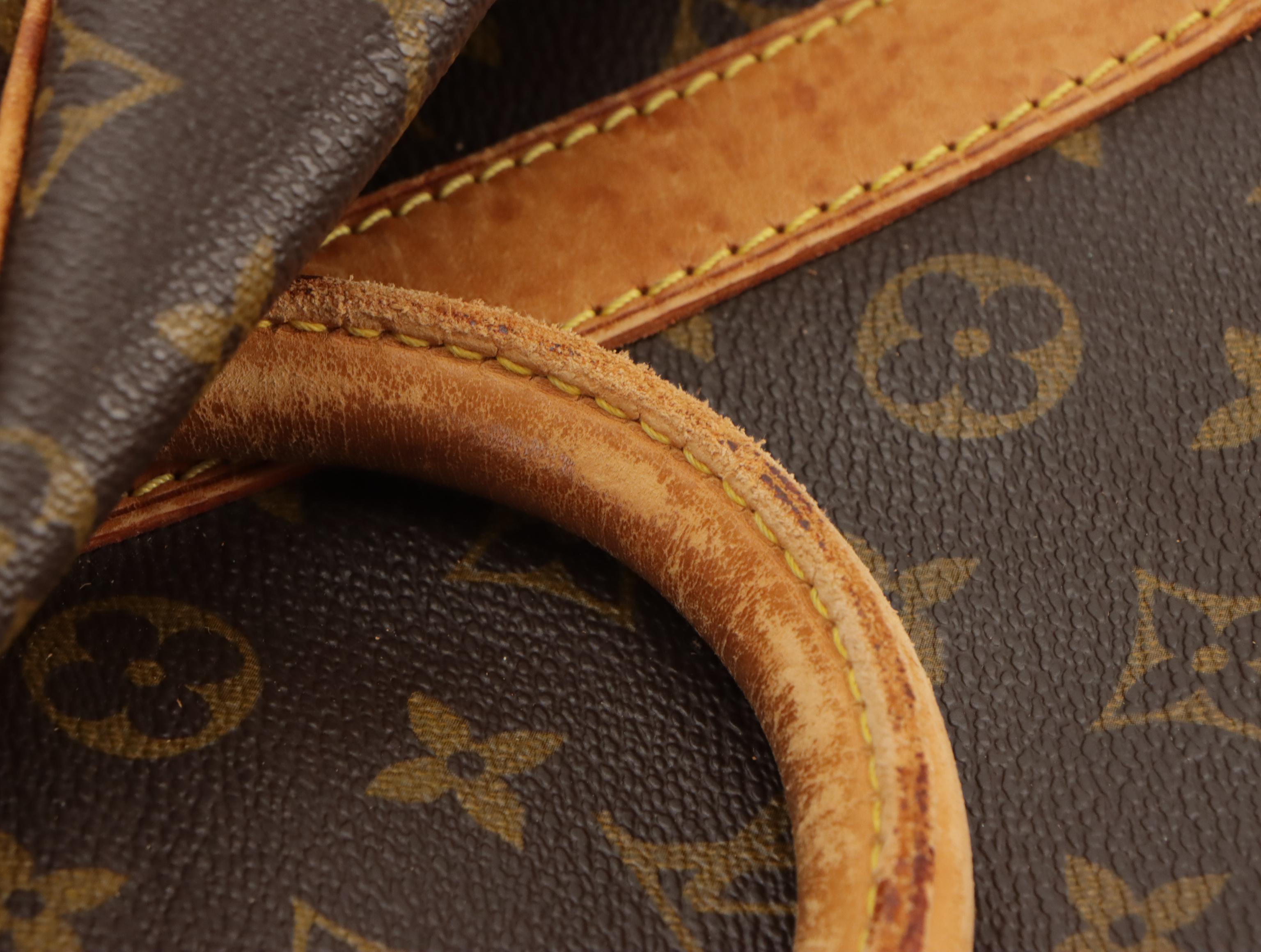 Louis Vuitton Keepall 55 Bandoulière in Monogram Canvas and Vachetta Leather