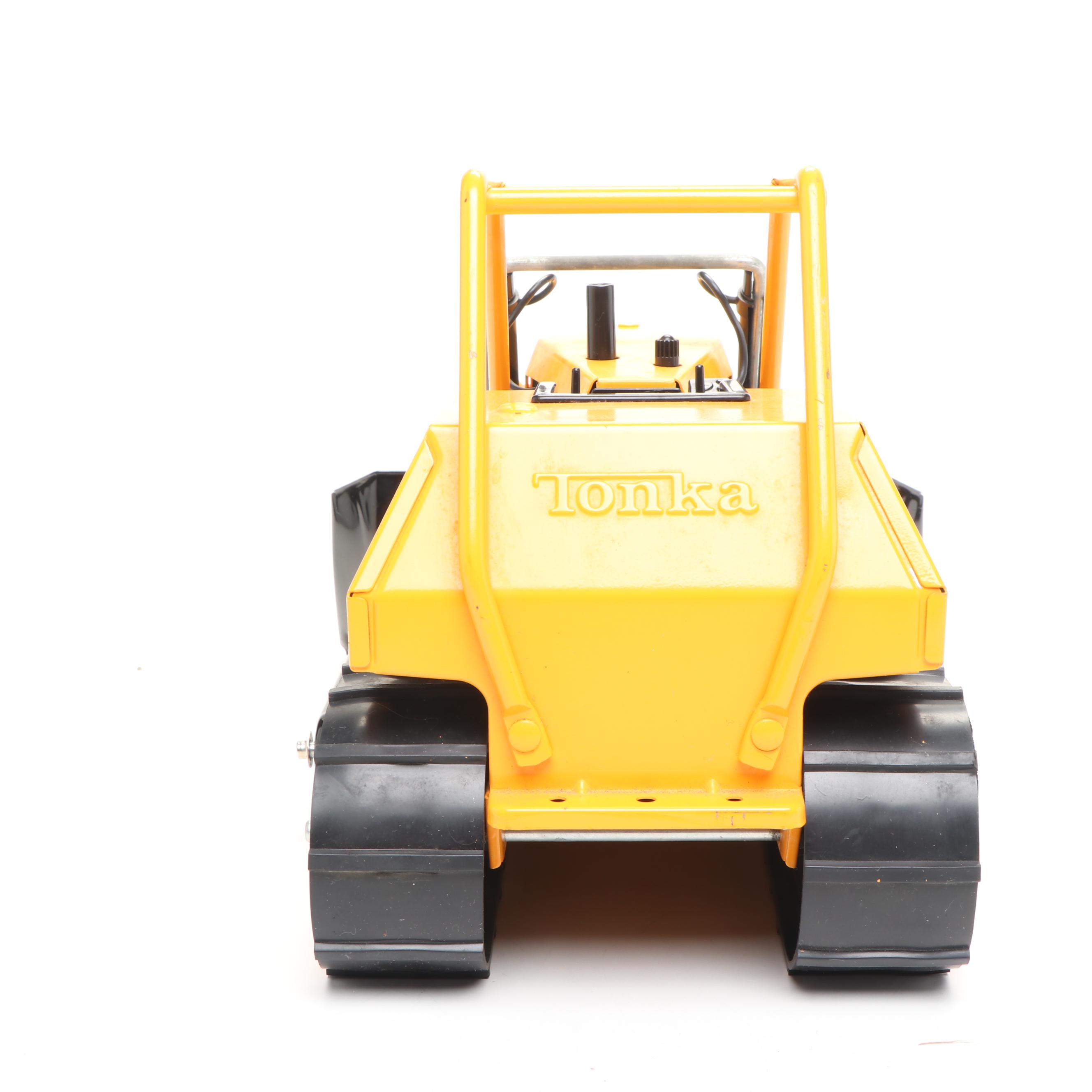Tonka Pressed Steel Mighty Bulldozer