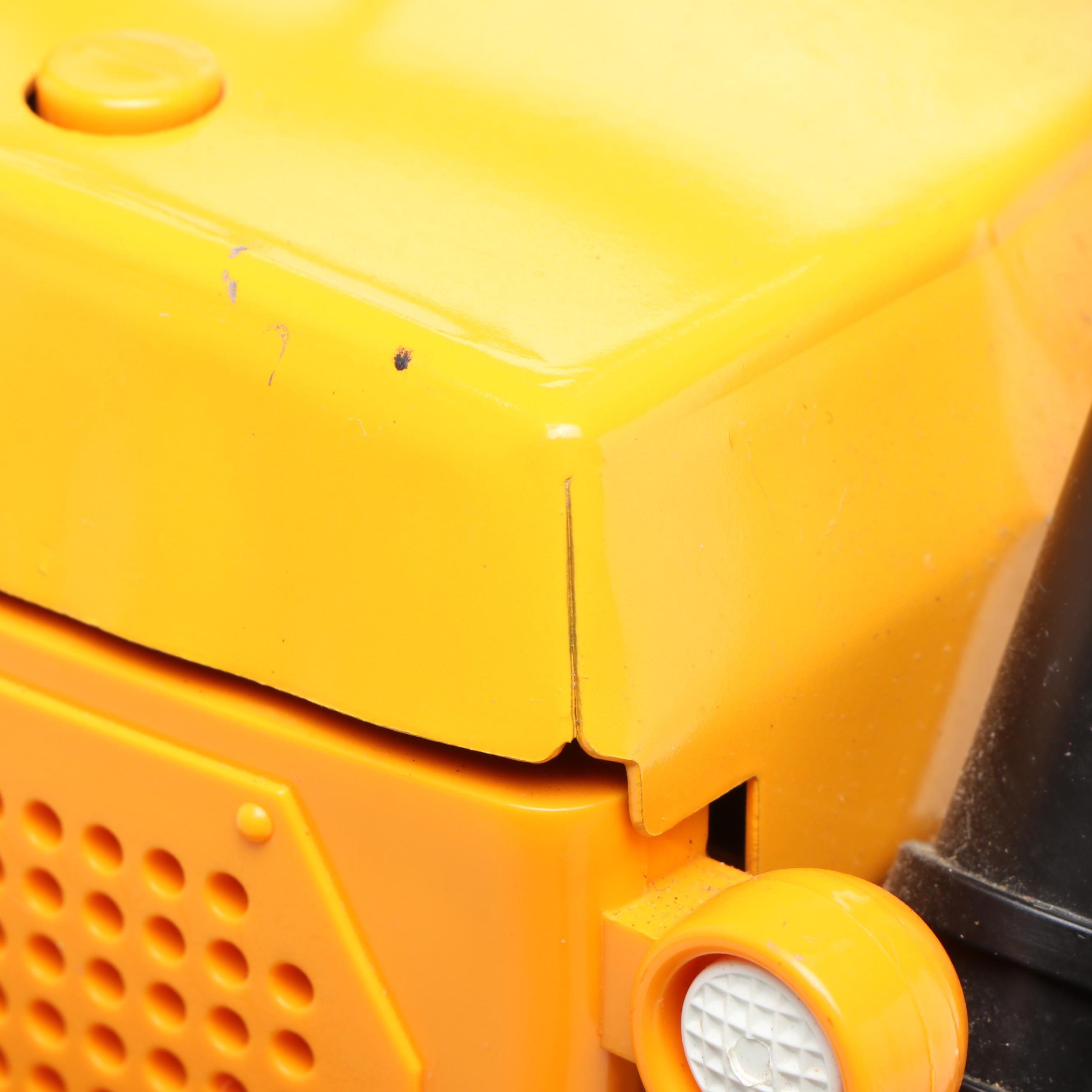 Tonka Pressed Steel Mighty Bulldozer