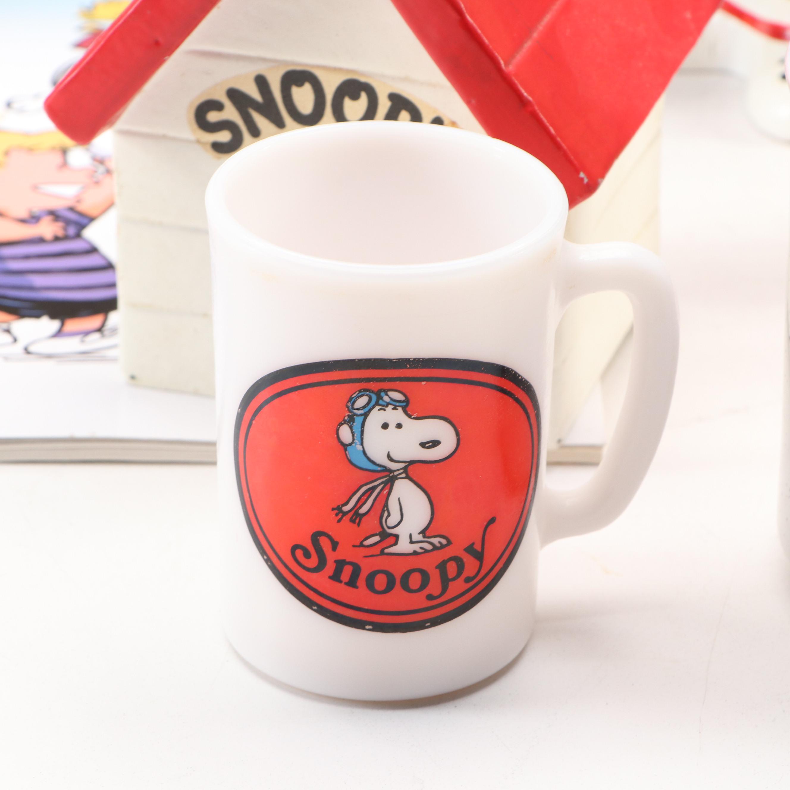 United Snoopy Composite Dog House Bank and Other Peanuts Merchandise