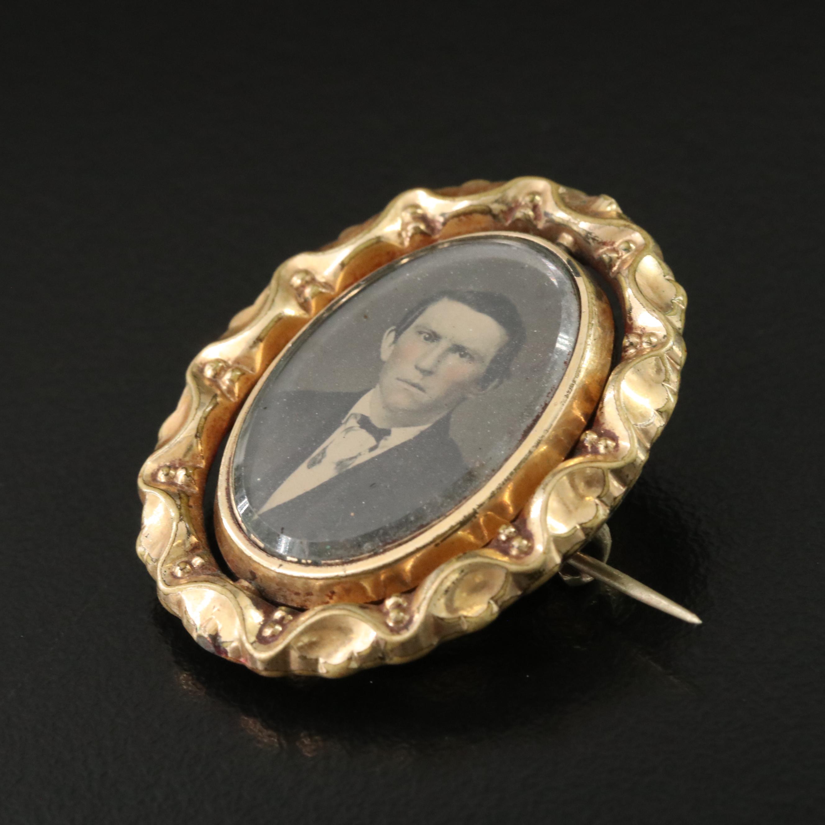 Victorian Mourning Brooch with Reversible Centerpiece